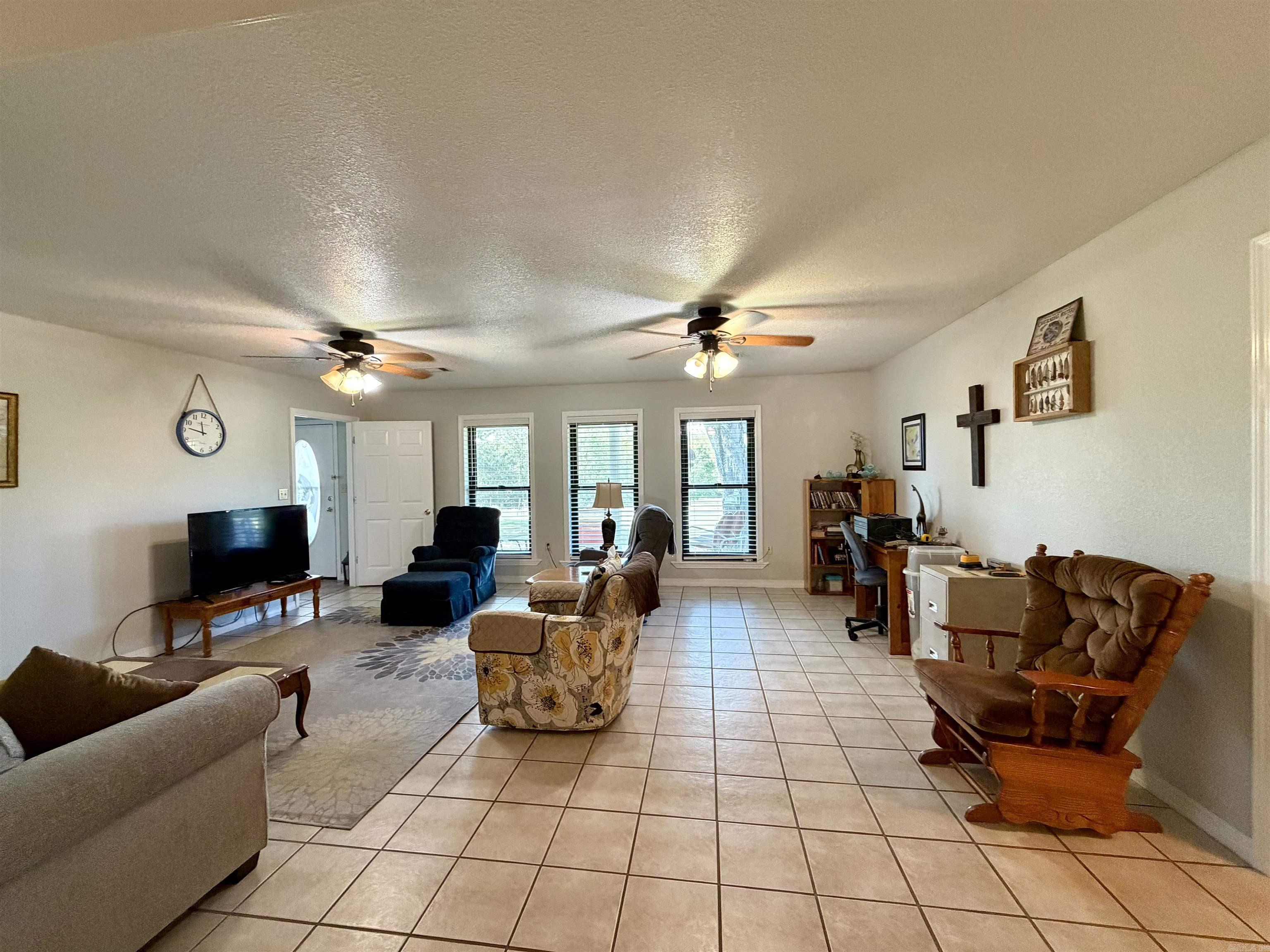 3552 Highway 16  Pangburn, AR