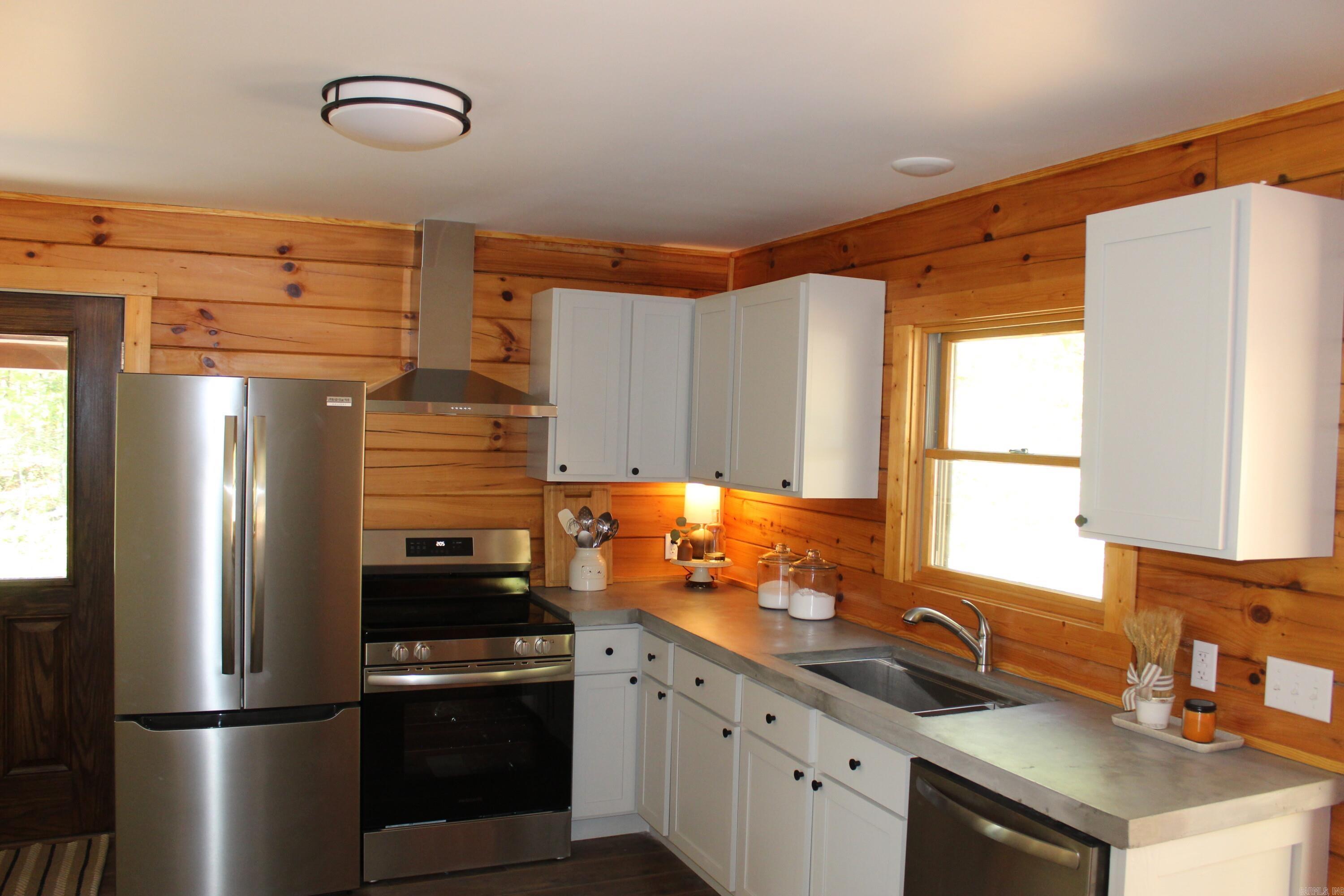 5354 Endline Road  Marshall, AR