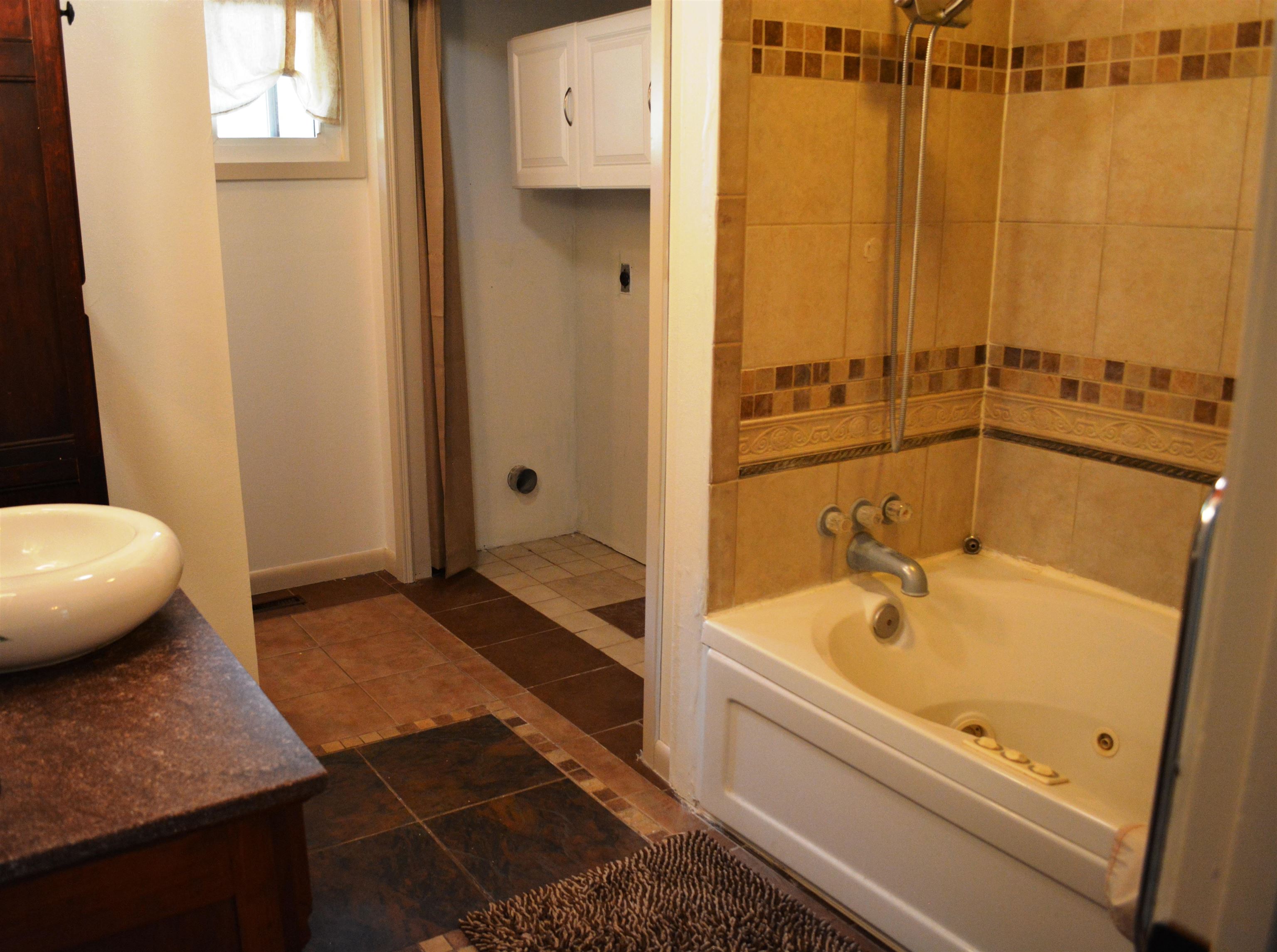 74 Enid  Cherokee Village, AR