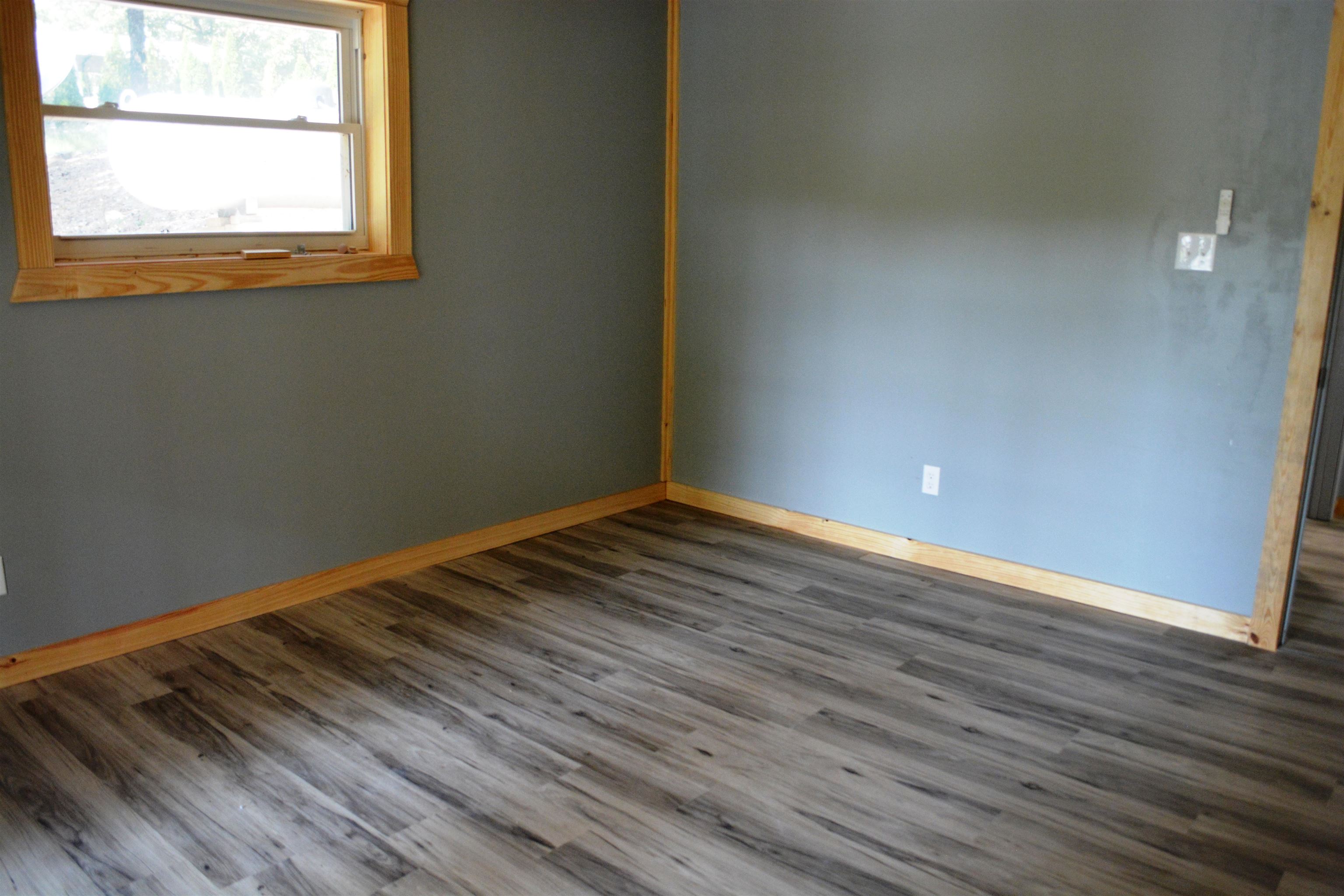 74 Enid  Cherokee Village, AR