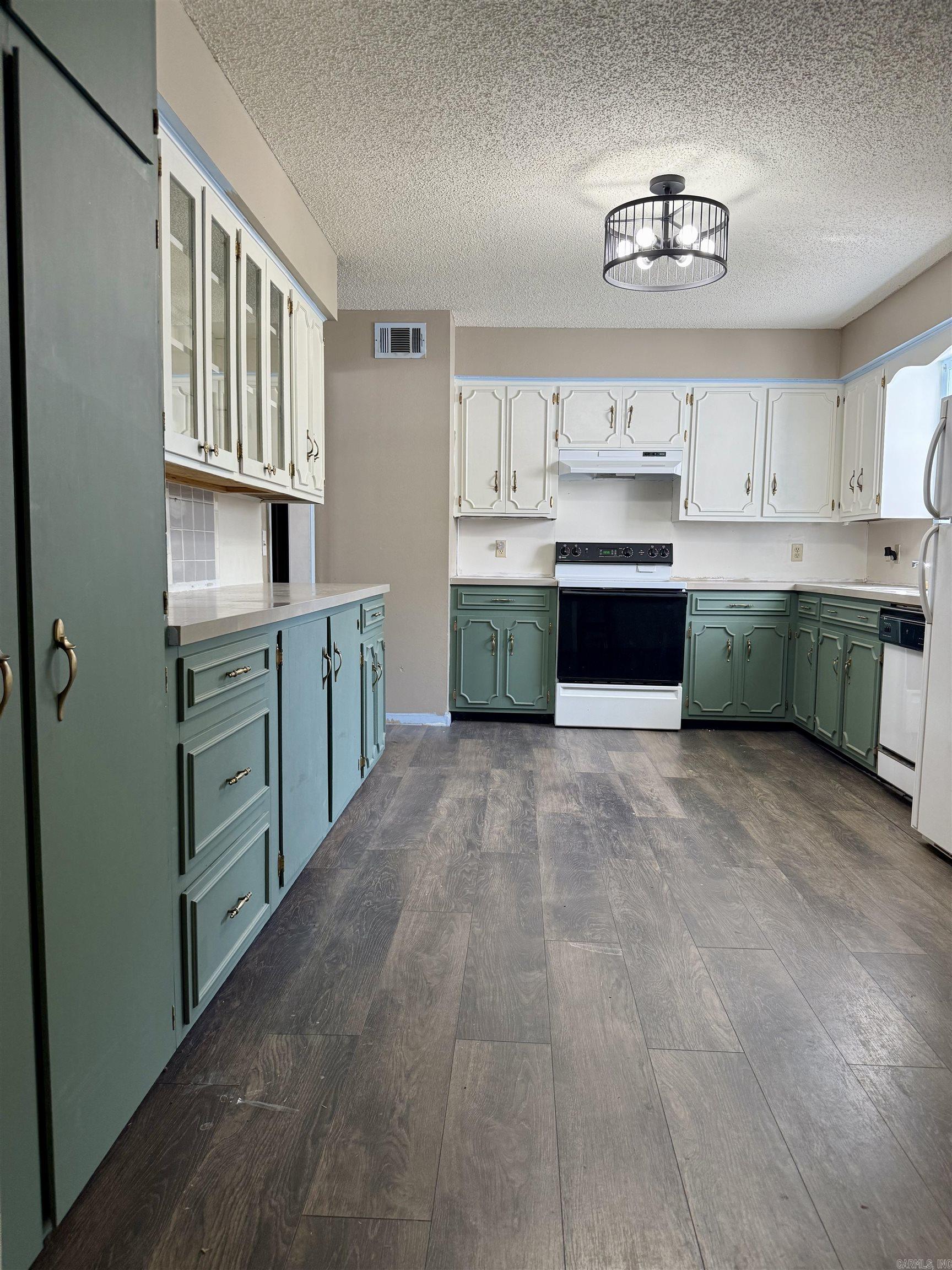 403 Lakeview Point Pocahontas, AR 72433