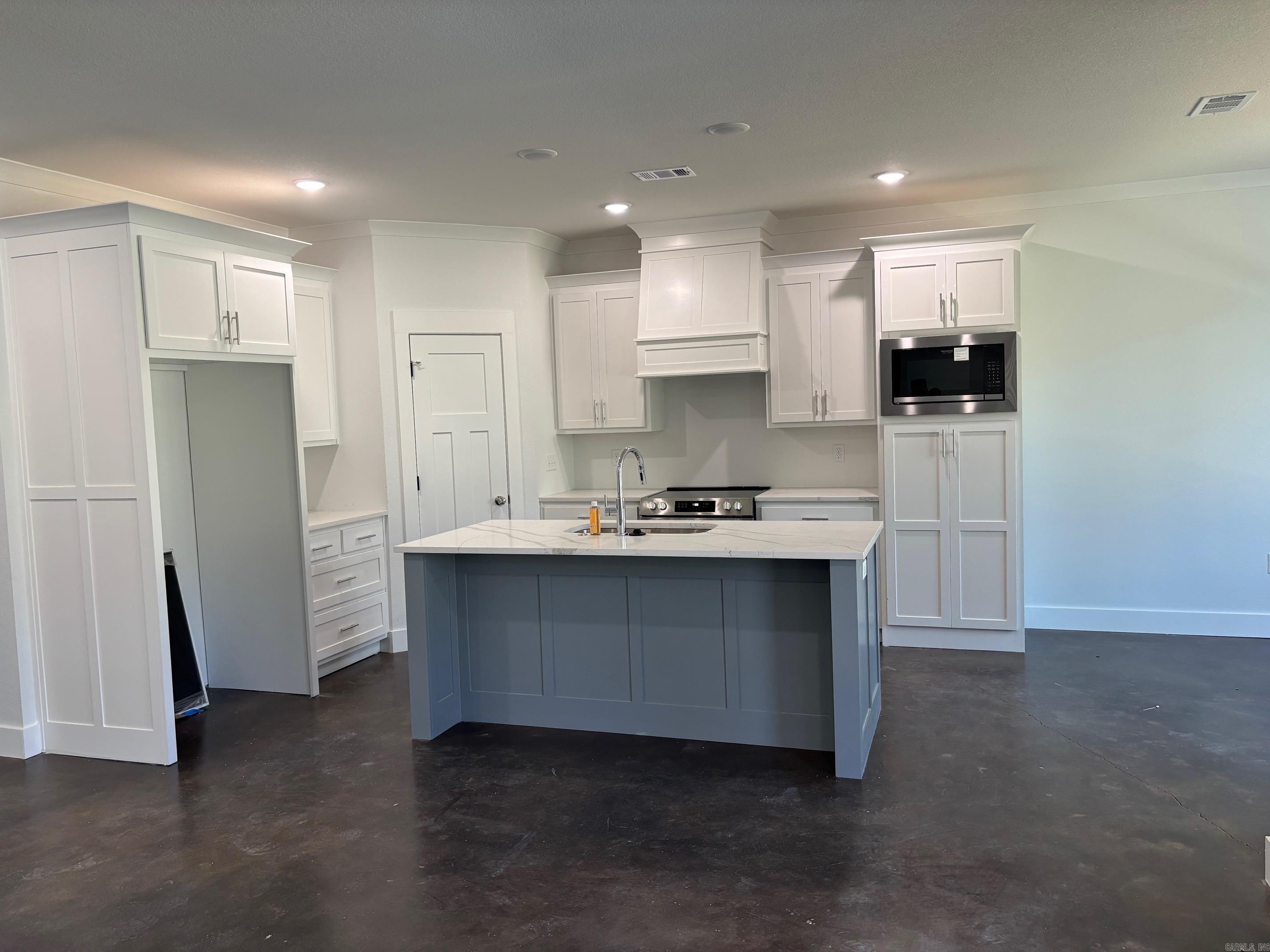 29 Ridgeview Street Vilonia, AR 72173