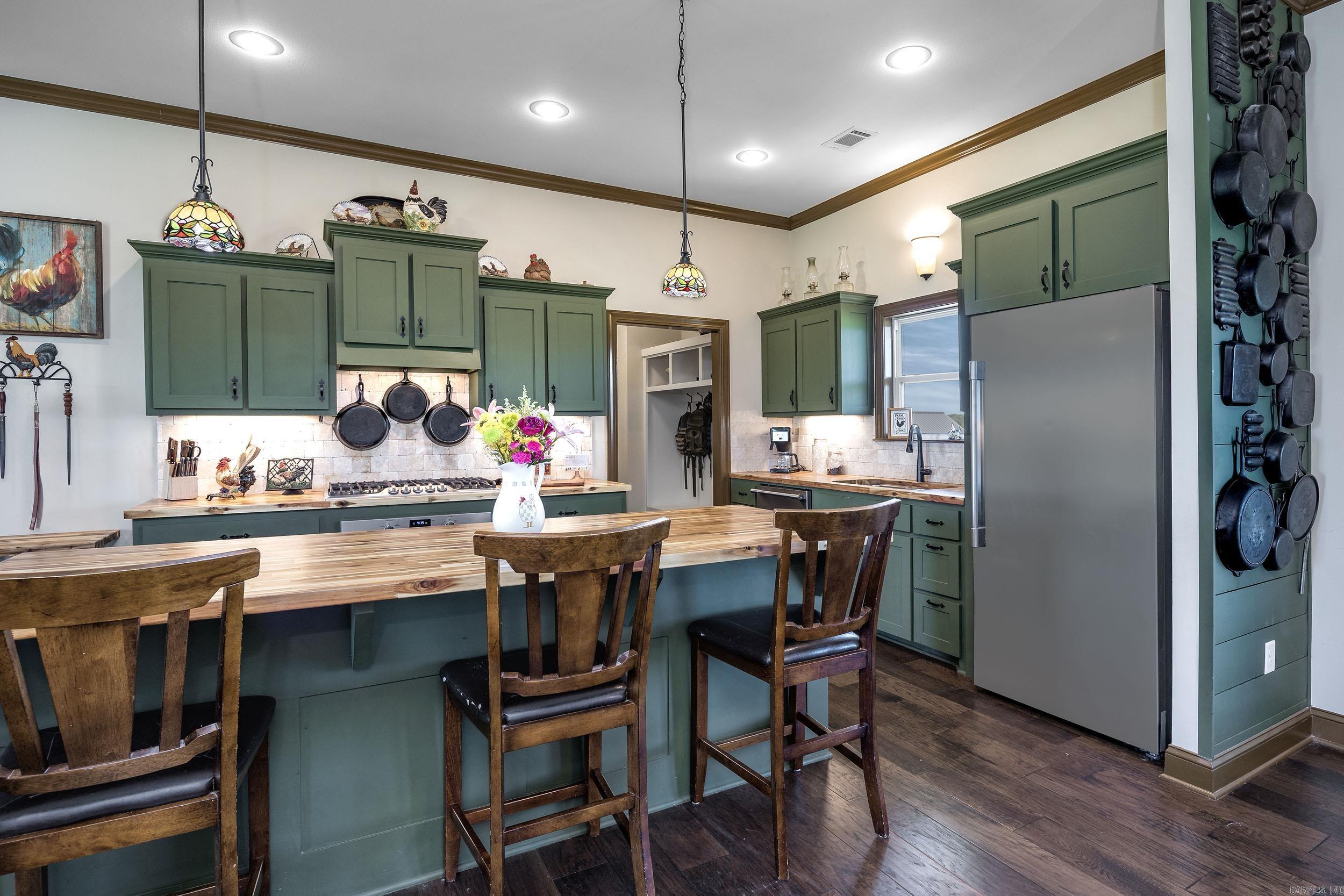 412 Rocky Point Road Vilonia, AR 72173