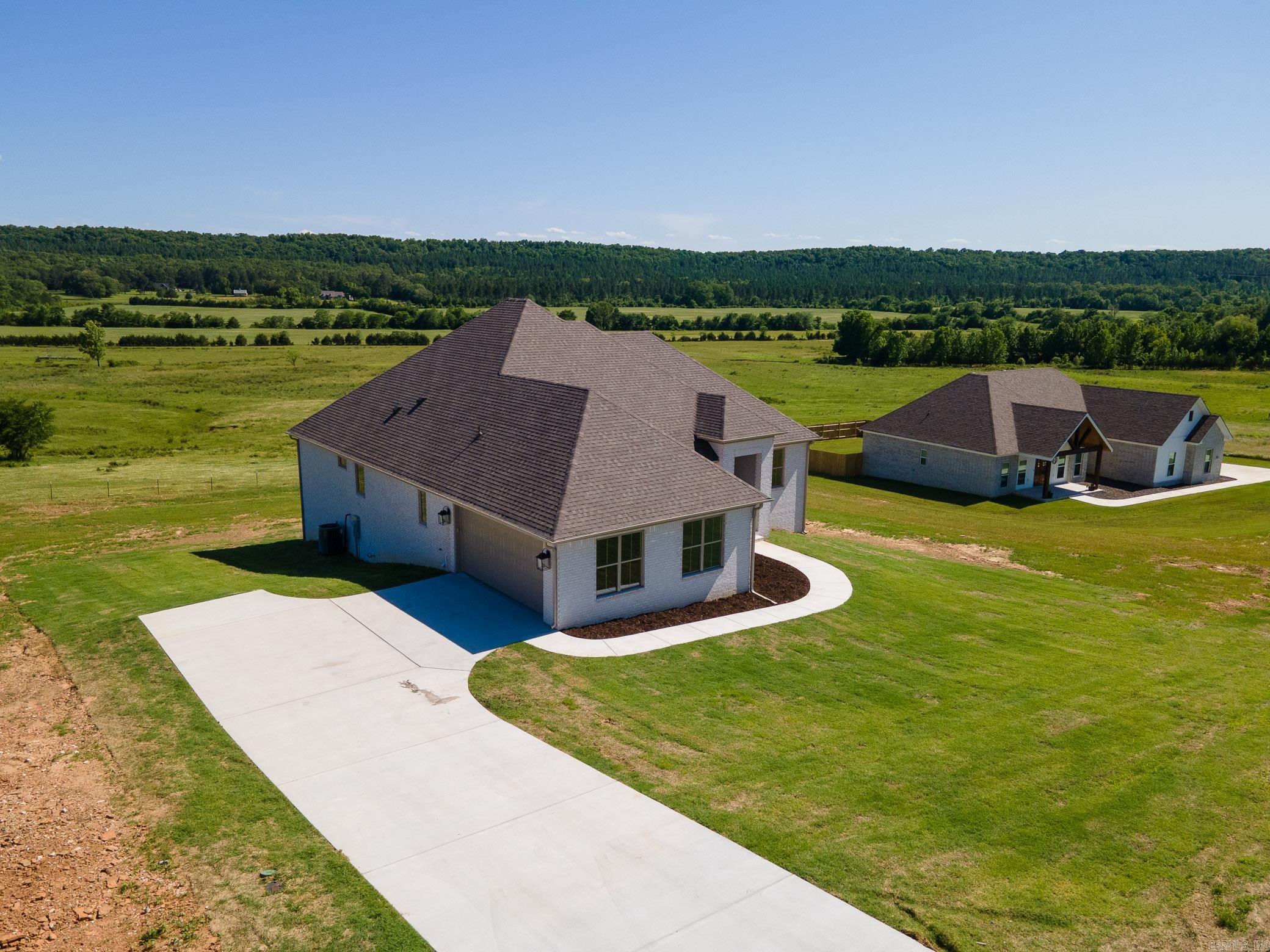 264 Castleberry Road Greenbrier, AR 72058