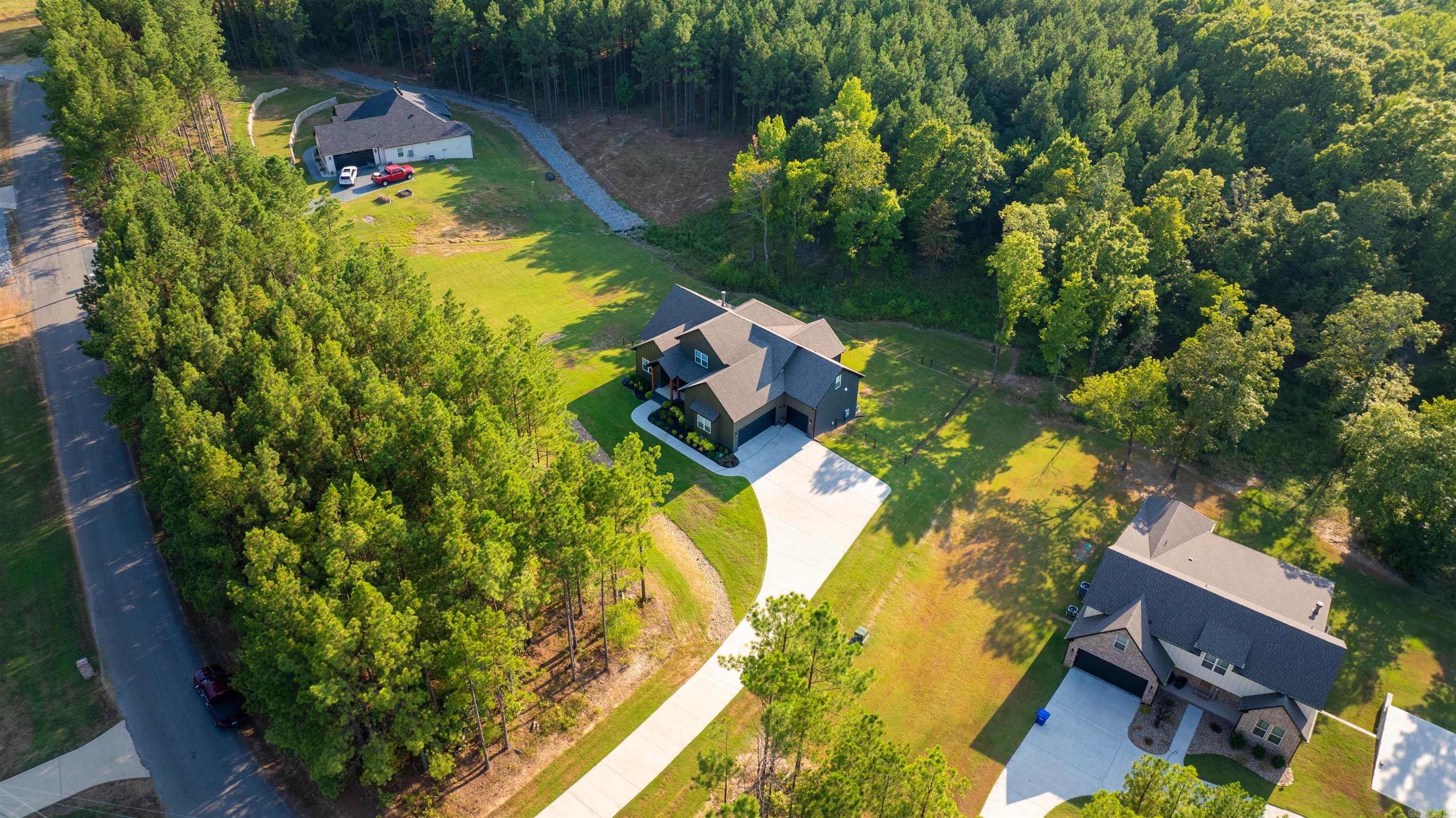 5949 NICKEL BILL JAMES ROAD  Benton, AR