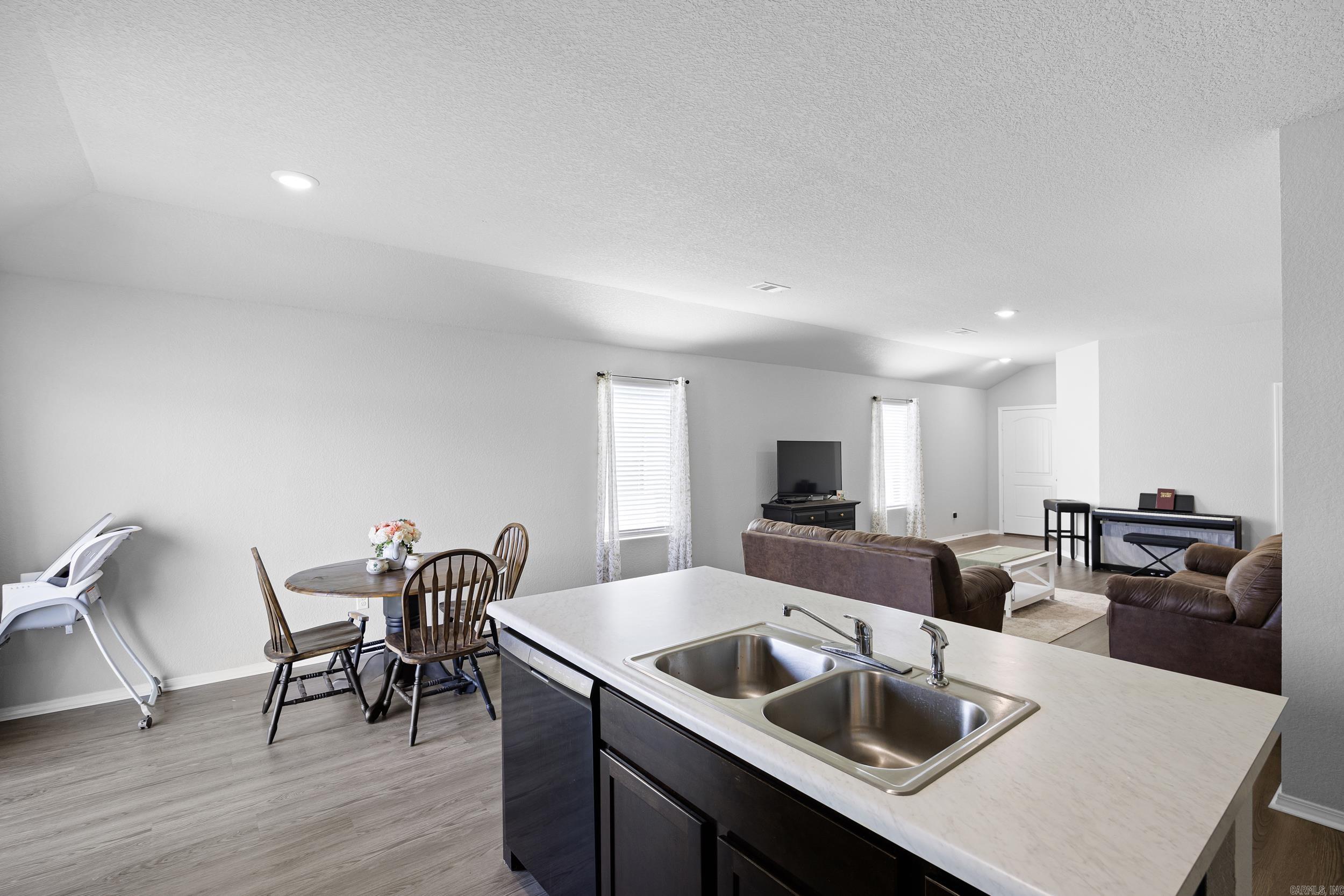 8 Candlelight Drive Conway, AR 72032