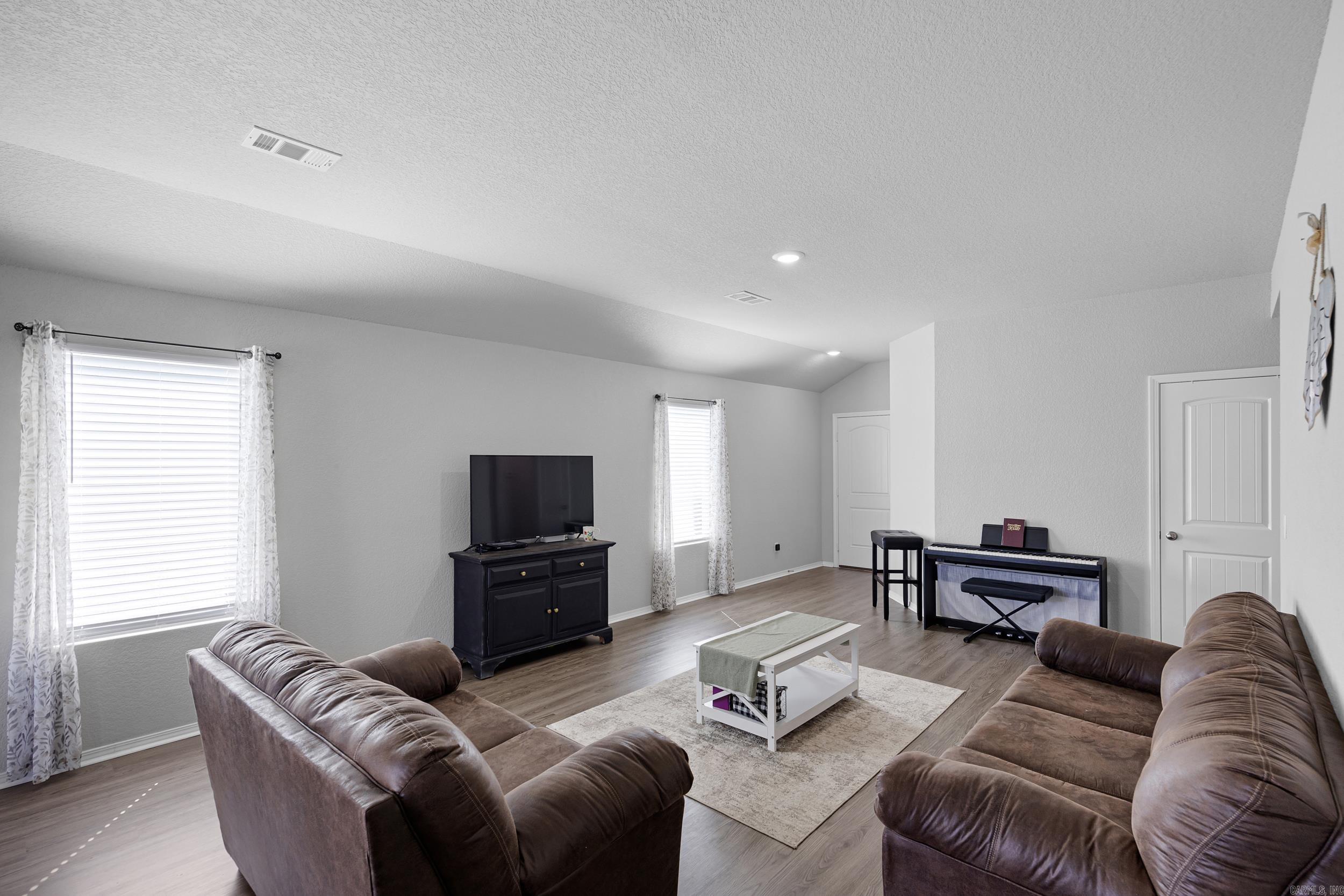 8 Candlelight Drive Conway, AR 72032