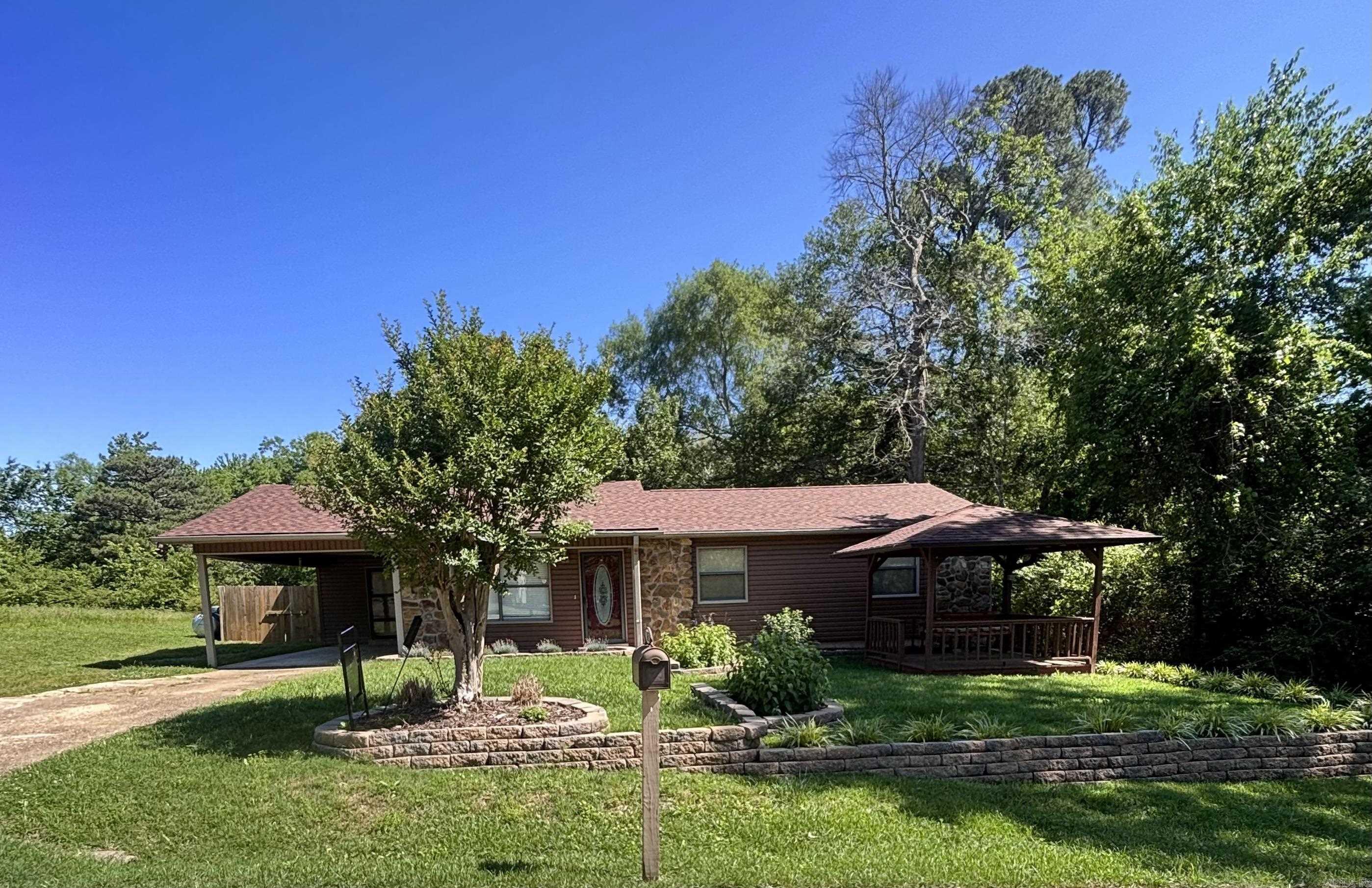 1303 Bert Street  Mena, AR