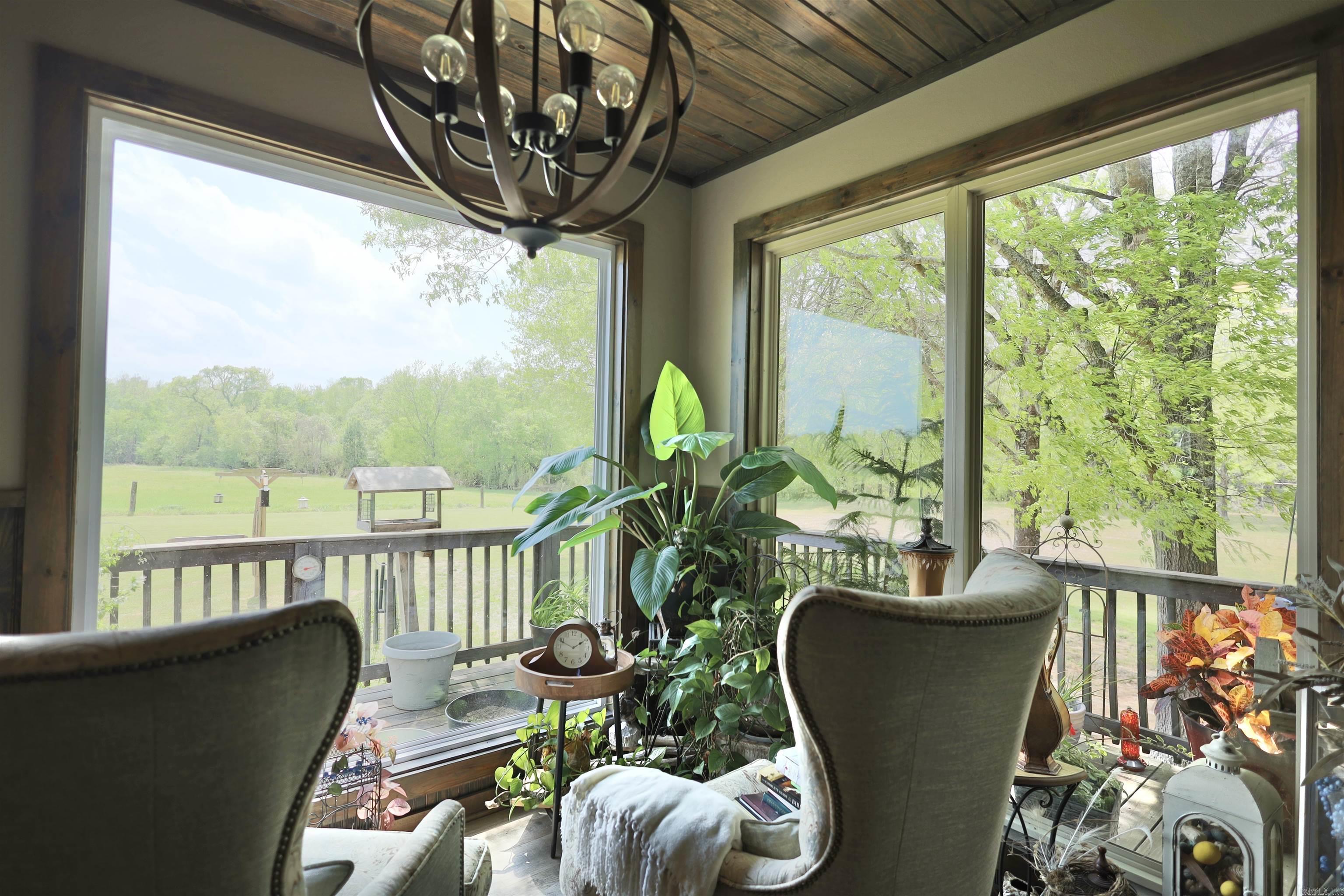 352 Rocky River Road Glenwood, AR 71943