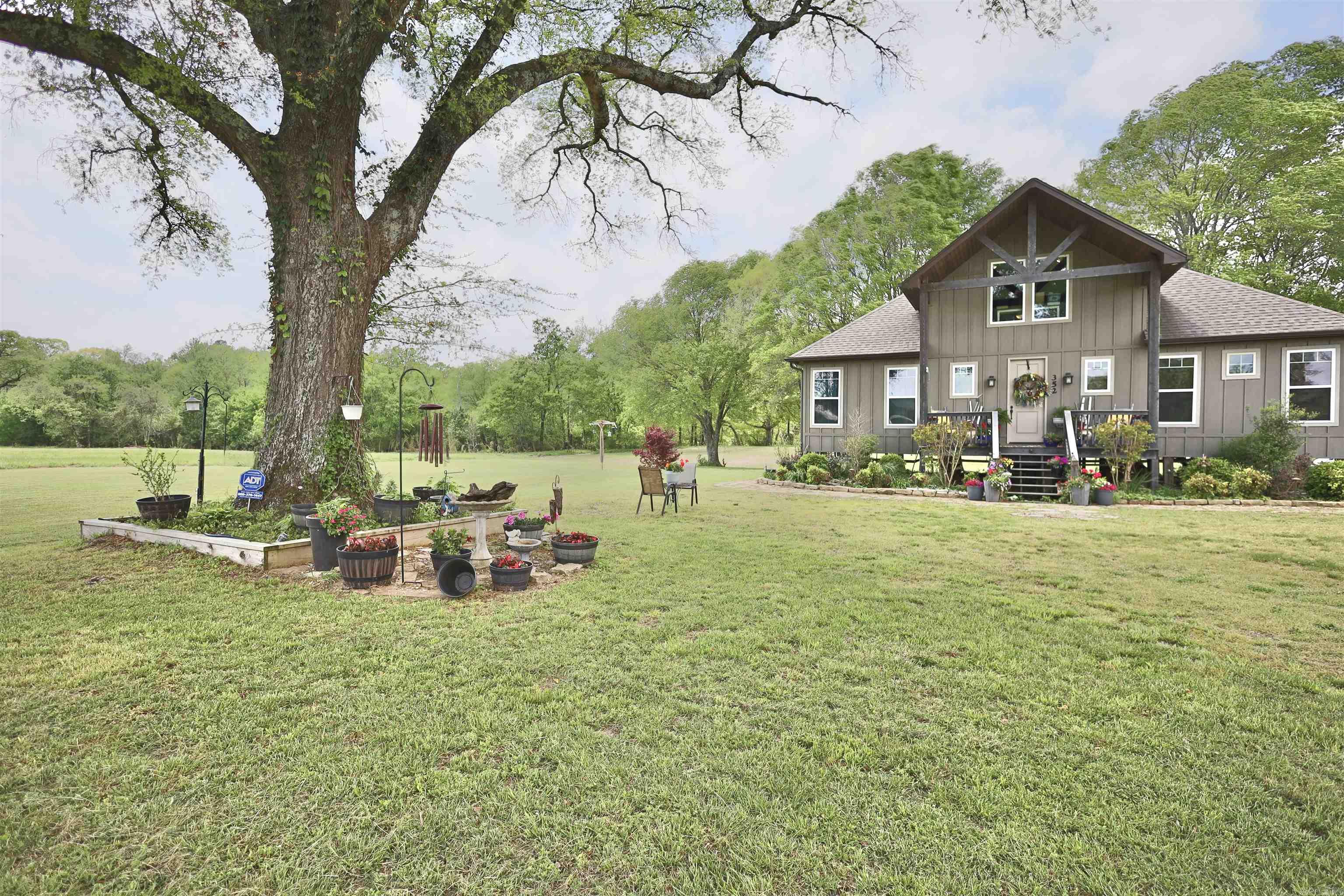 352 Rocky River Road Glenwood, AR 71943