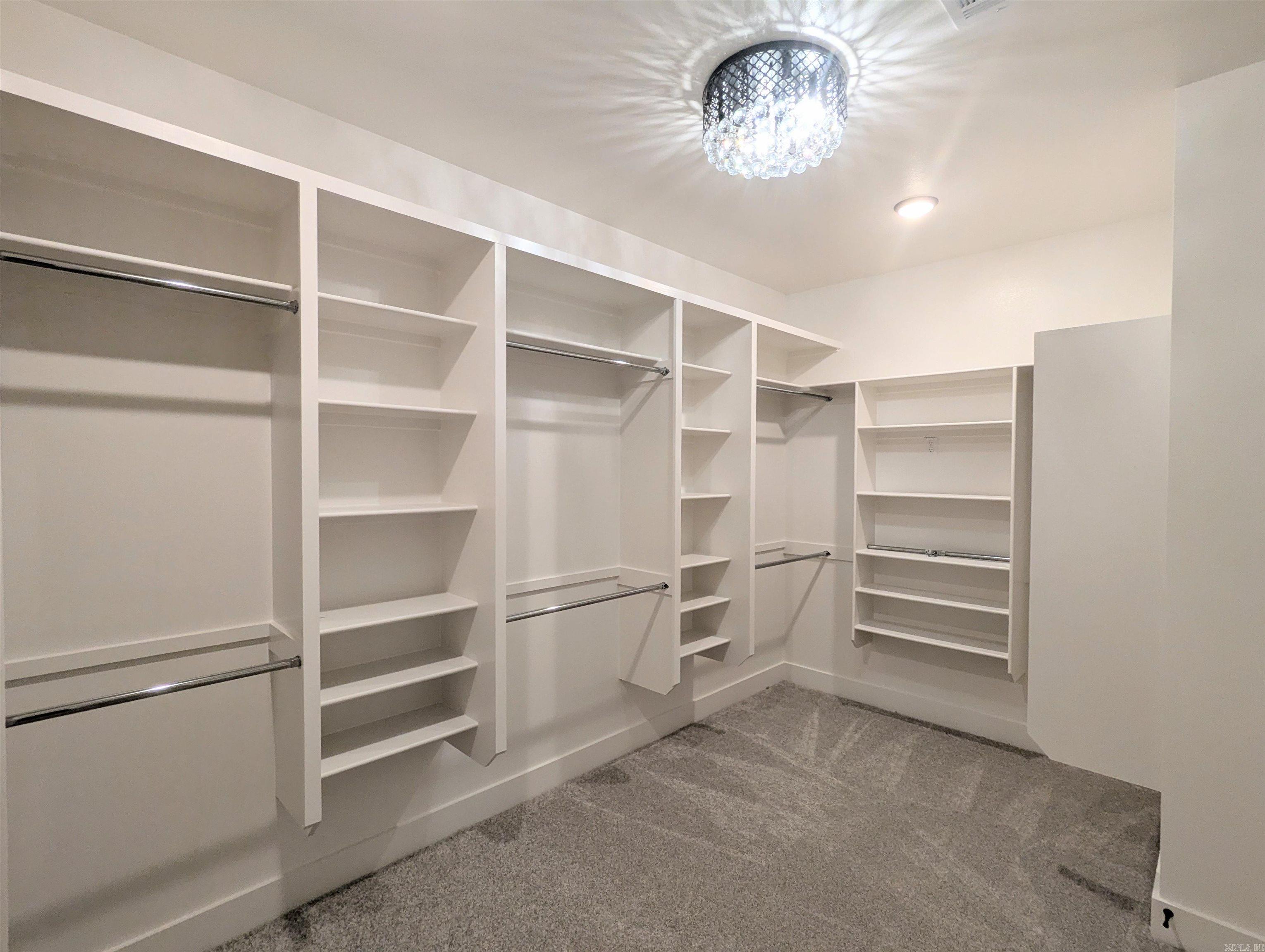 7017 Cold Creek Drive Alexander, AR 72002