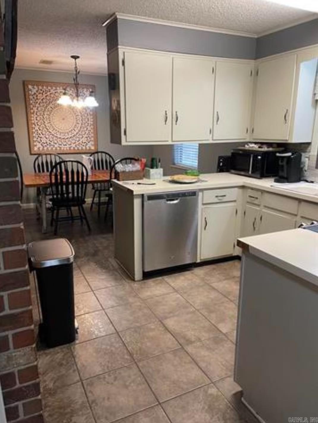 1601 Rainbow Dr White Hall, AR 71602