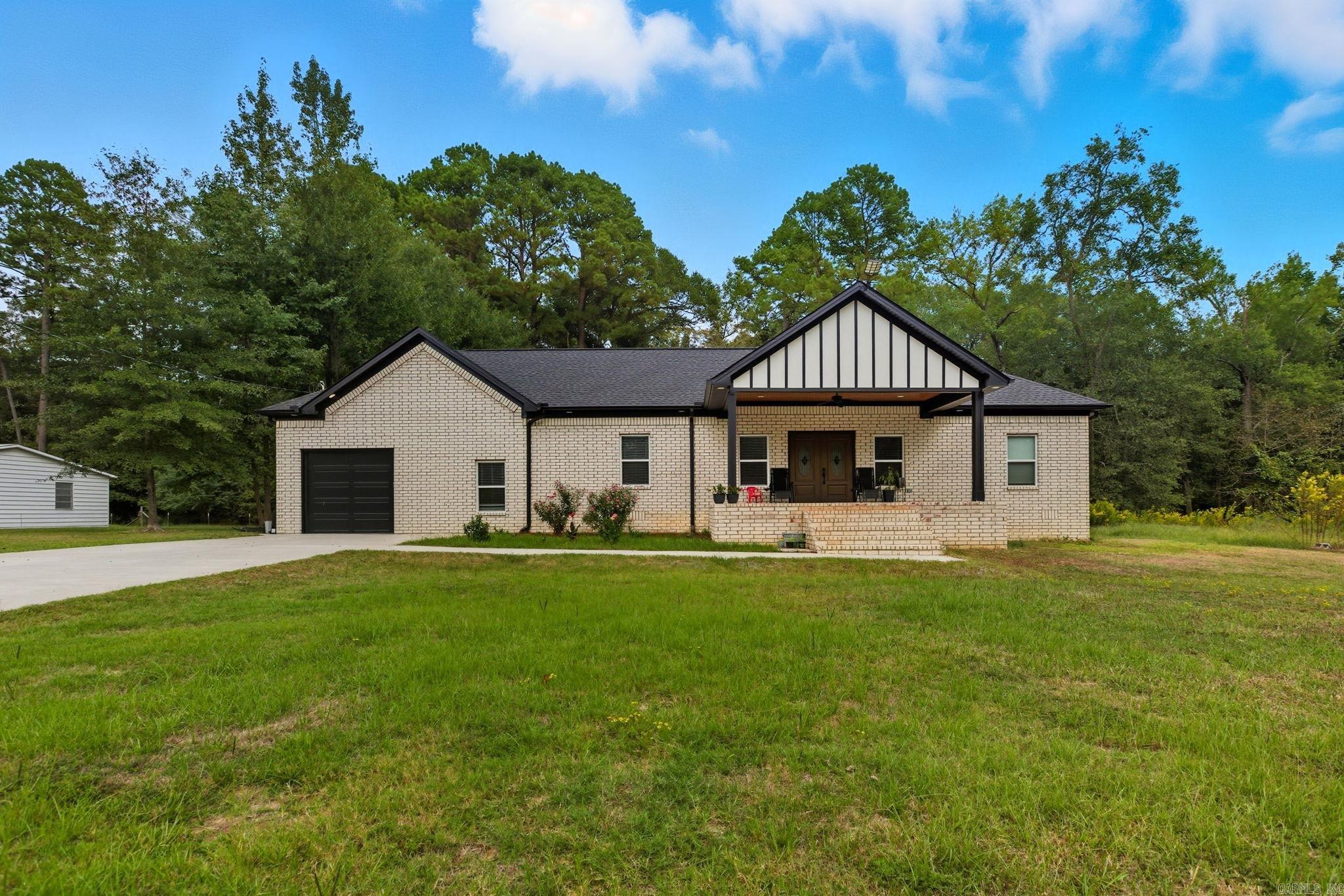 12332 Loganberry  Alexander, AR