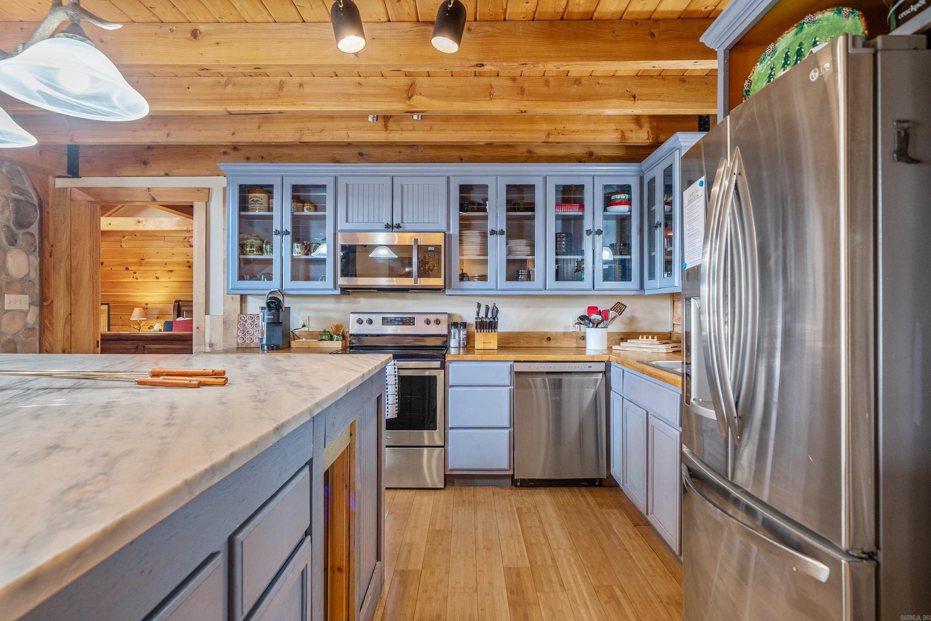 1411 & 1415 Lakeshore Drive Hot Springs, AR 71913