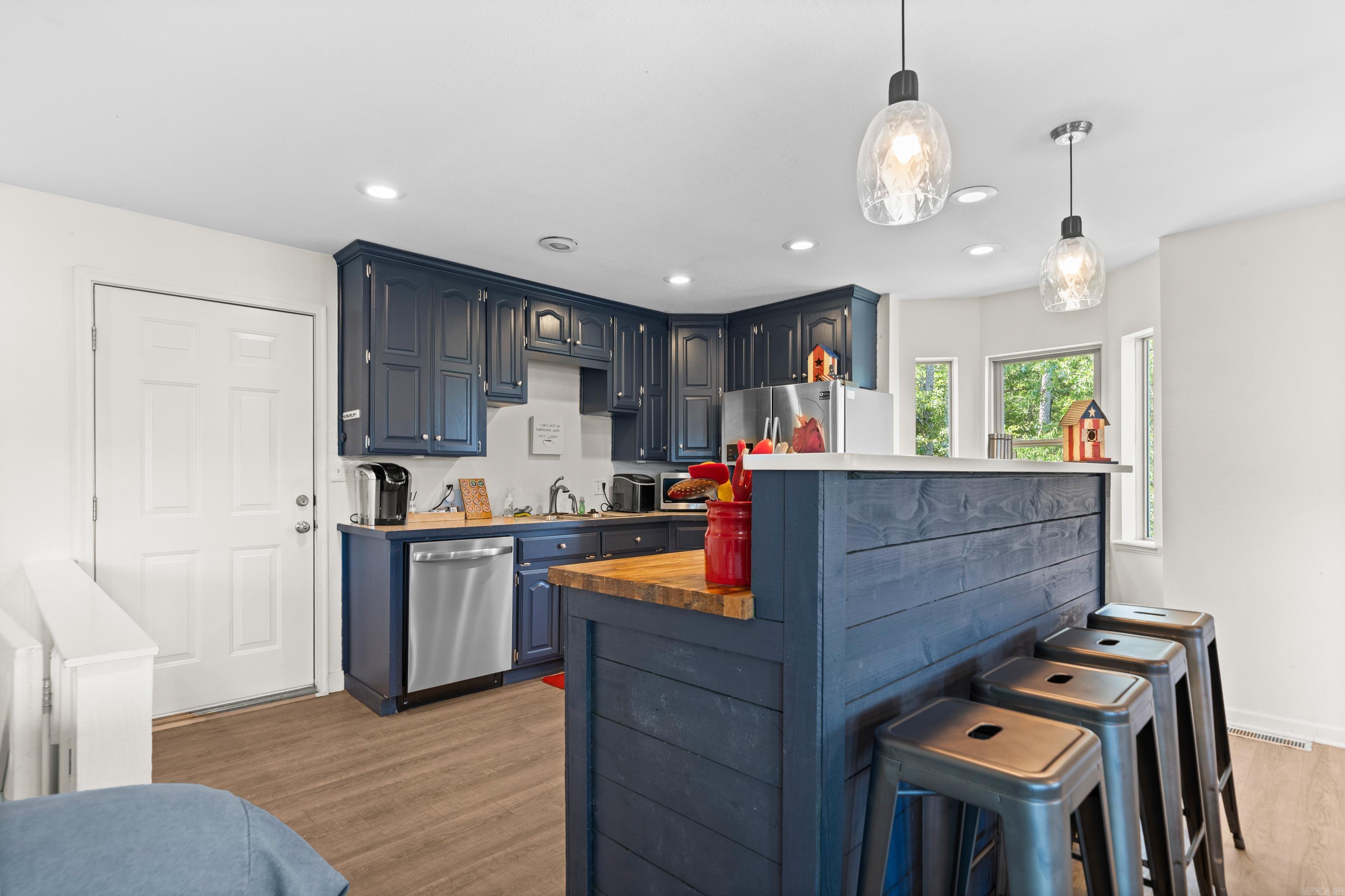 1411 & 1415 Lakeshore Drive Hot Springs, AR 71913