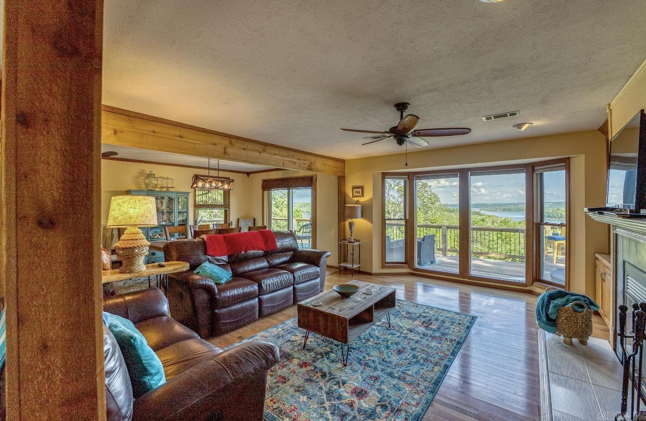 855 Buff Road  Mountain Home, AR