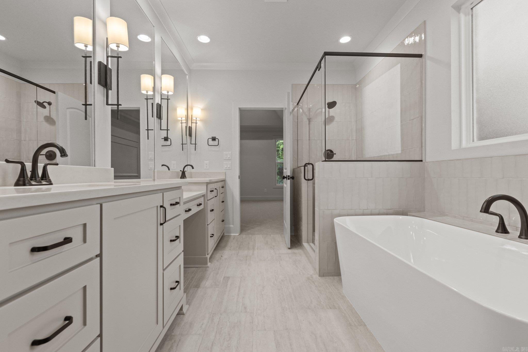 16 Mountain Brook  Little Rock, AR