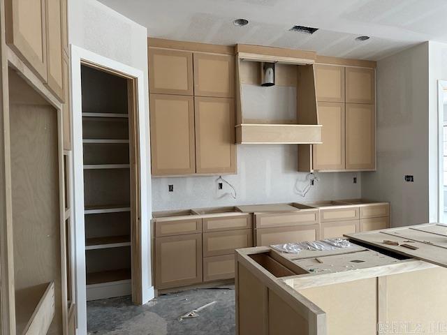 16 Mountain Brook Road Little Rock, AR 72223