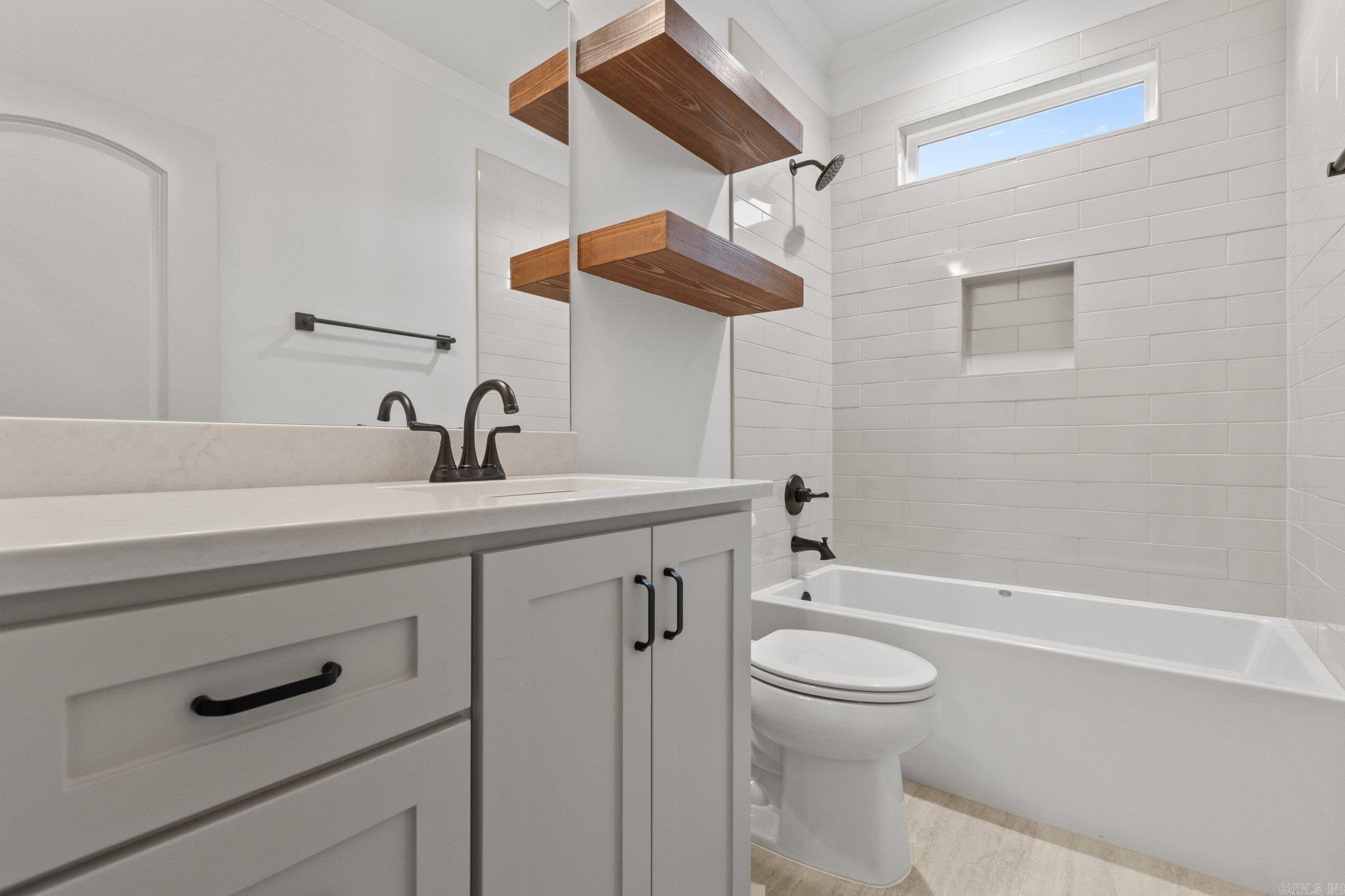 16 Mountain Brook Road Little Rock, AR 72223