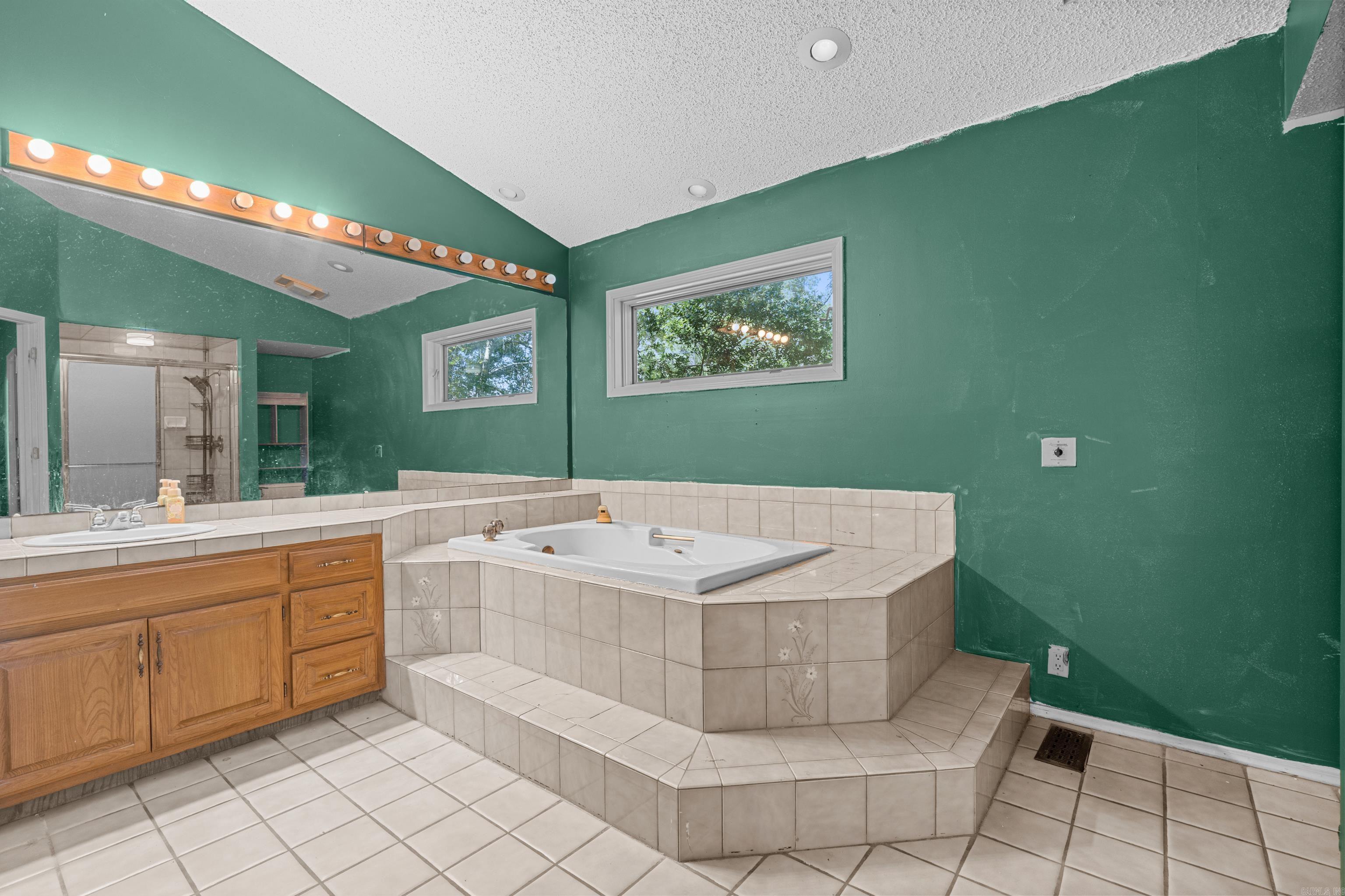 4 Quisto Circle Hot Springs Village, AR 71909-0000