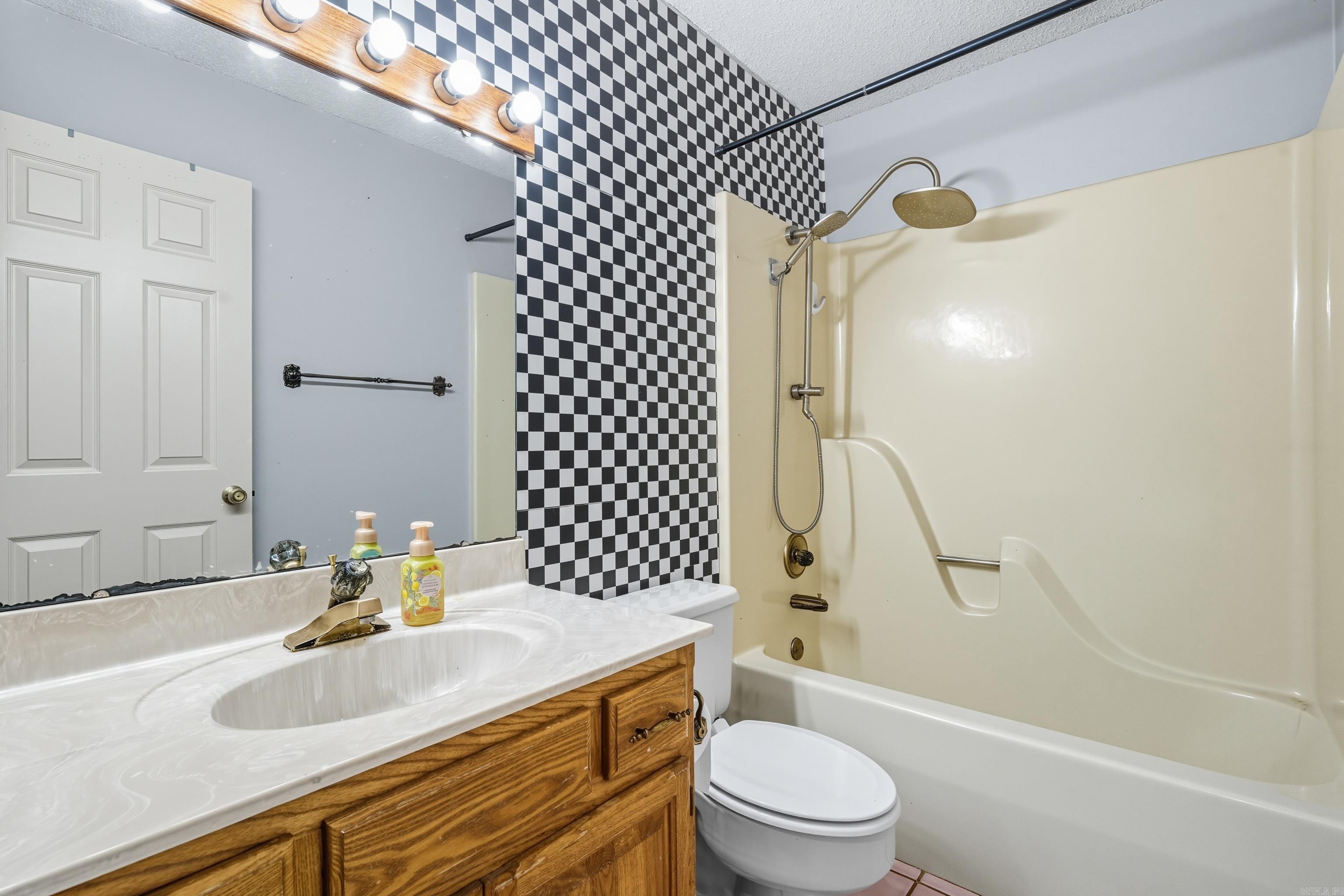 4 Quisto Circle Hot Springs Village, AR 71909-0000