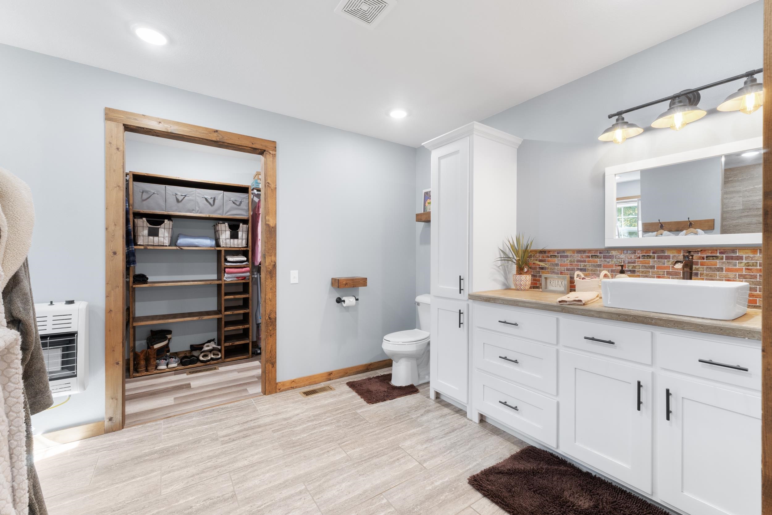 104 Jacobs  Mountain View, AR