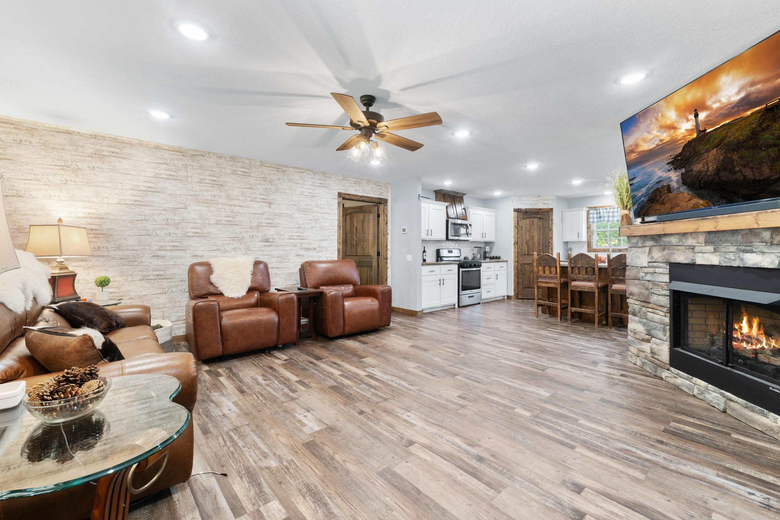 104 Jacobs  Mountain View, AR