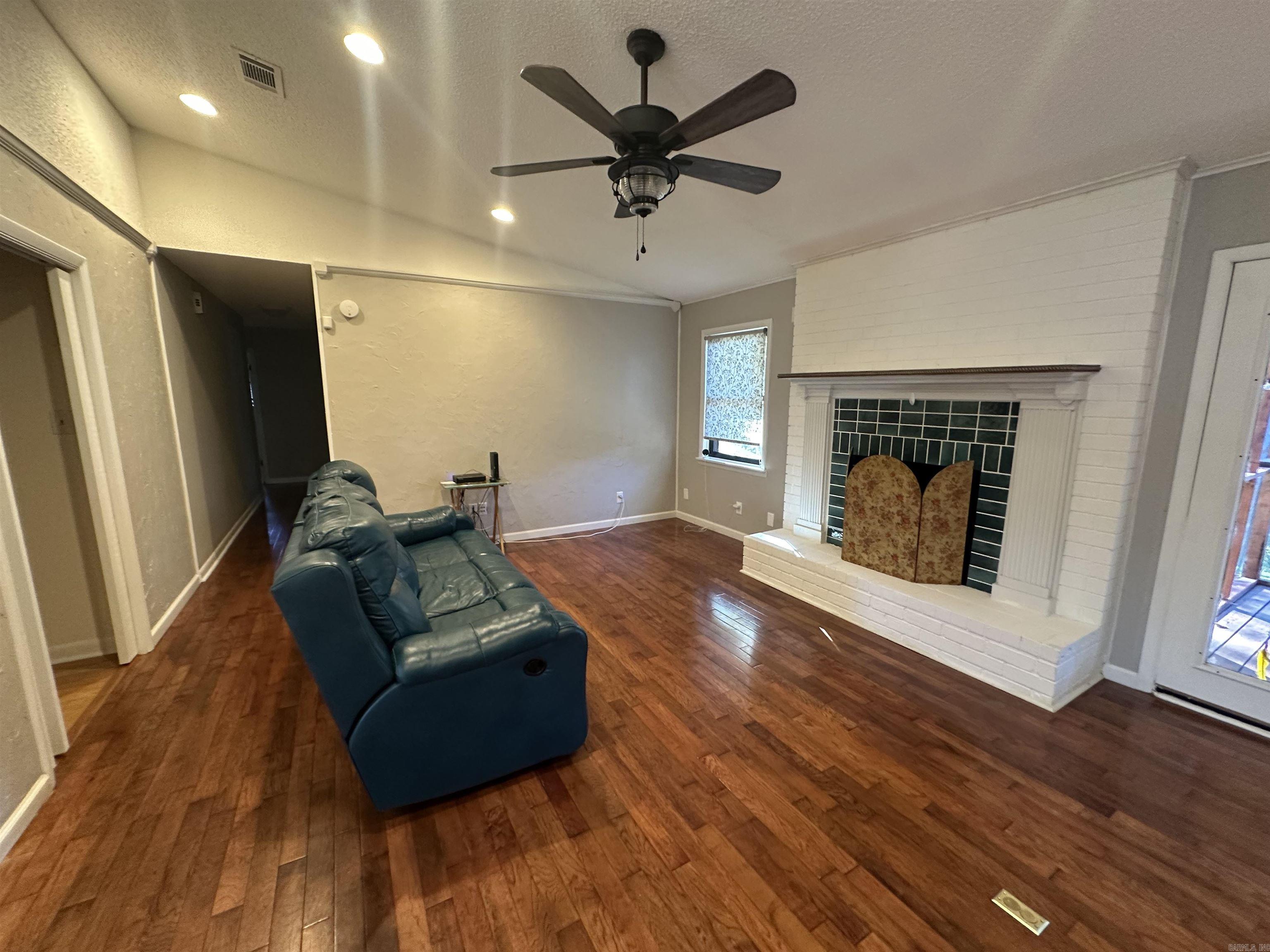 701 N RED Sheridan, AR 72150