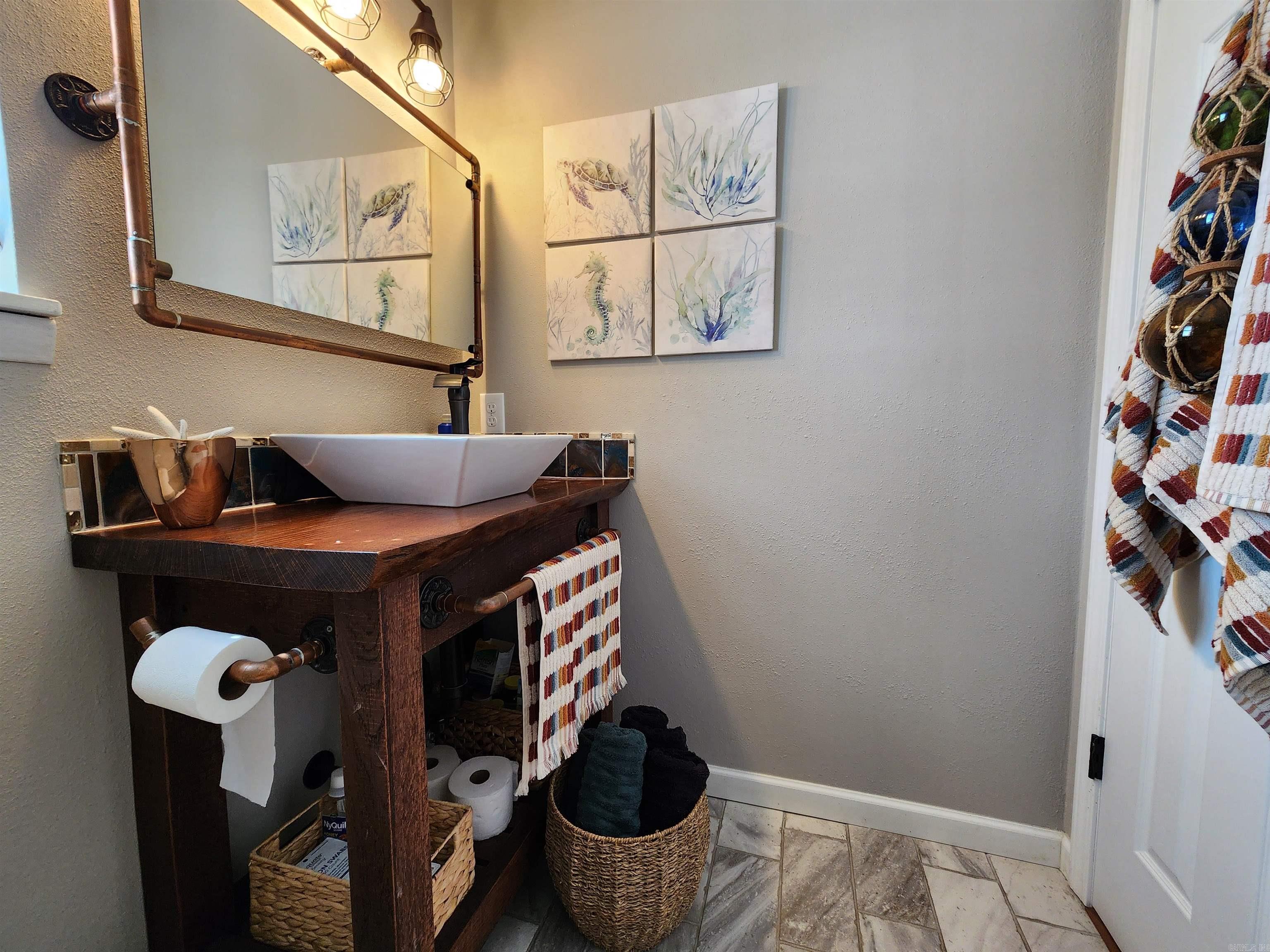 701 N RED Sheridan, AR 72150