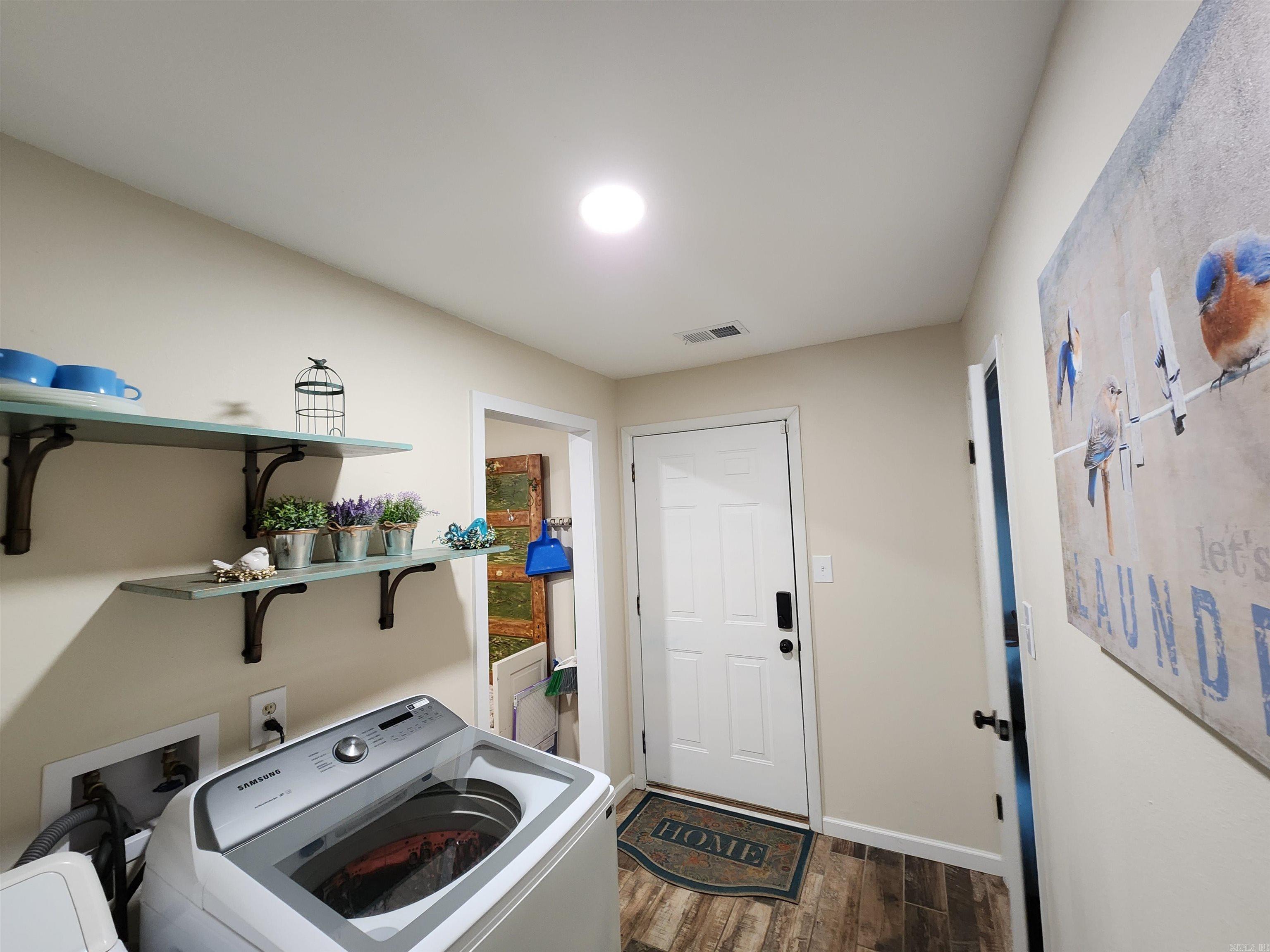 701 N RED Sheridan, AR 72150