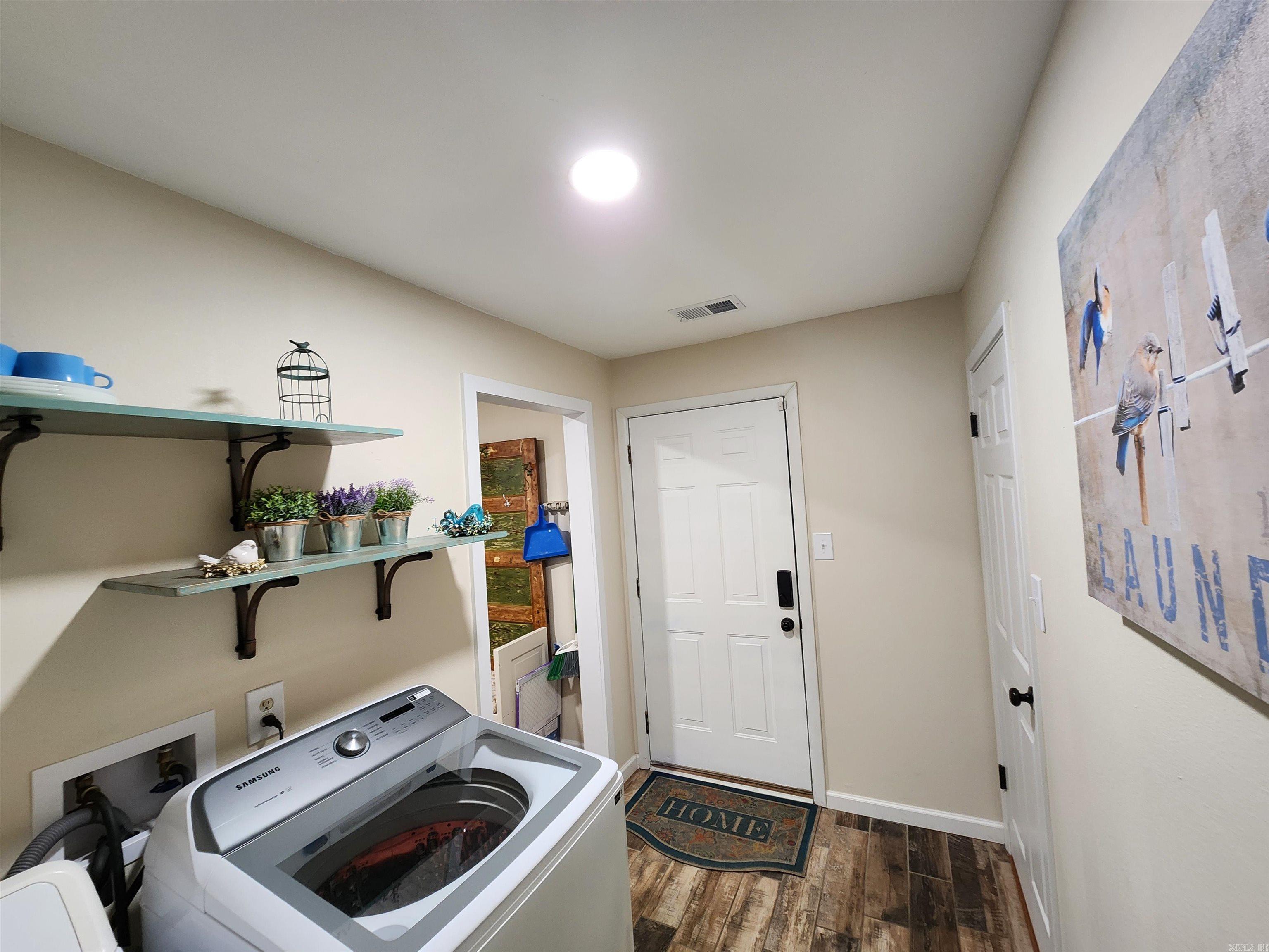 701 N RED Sheridan, AR 72150