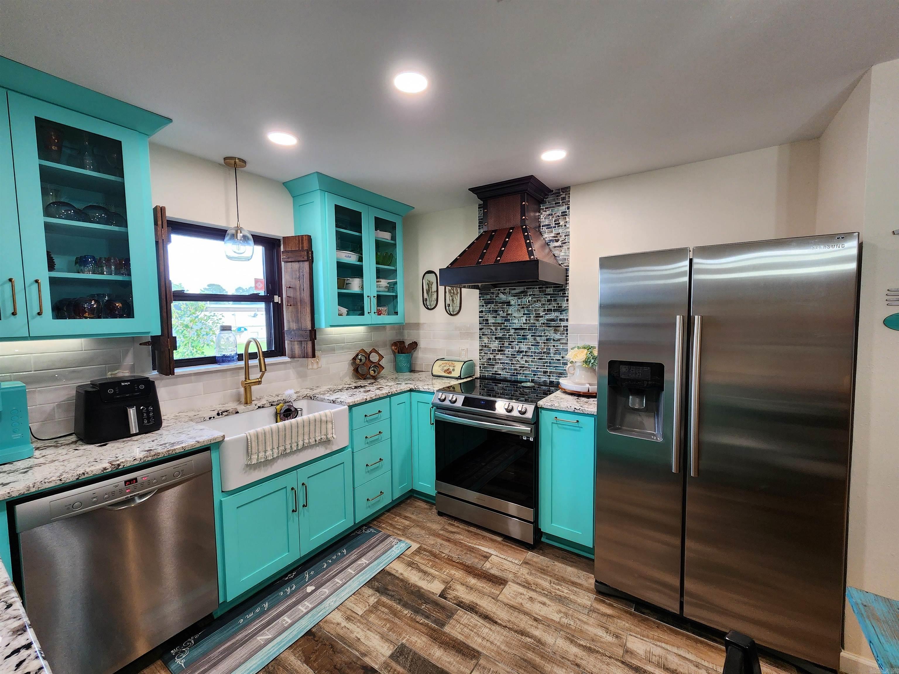 701 N RED Sheridan, AR 72150