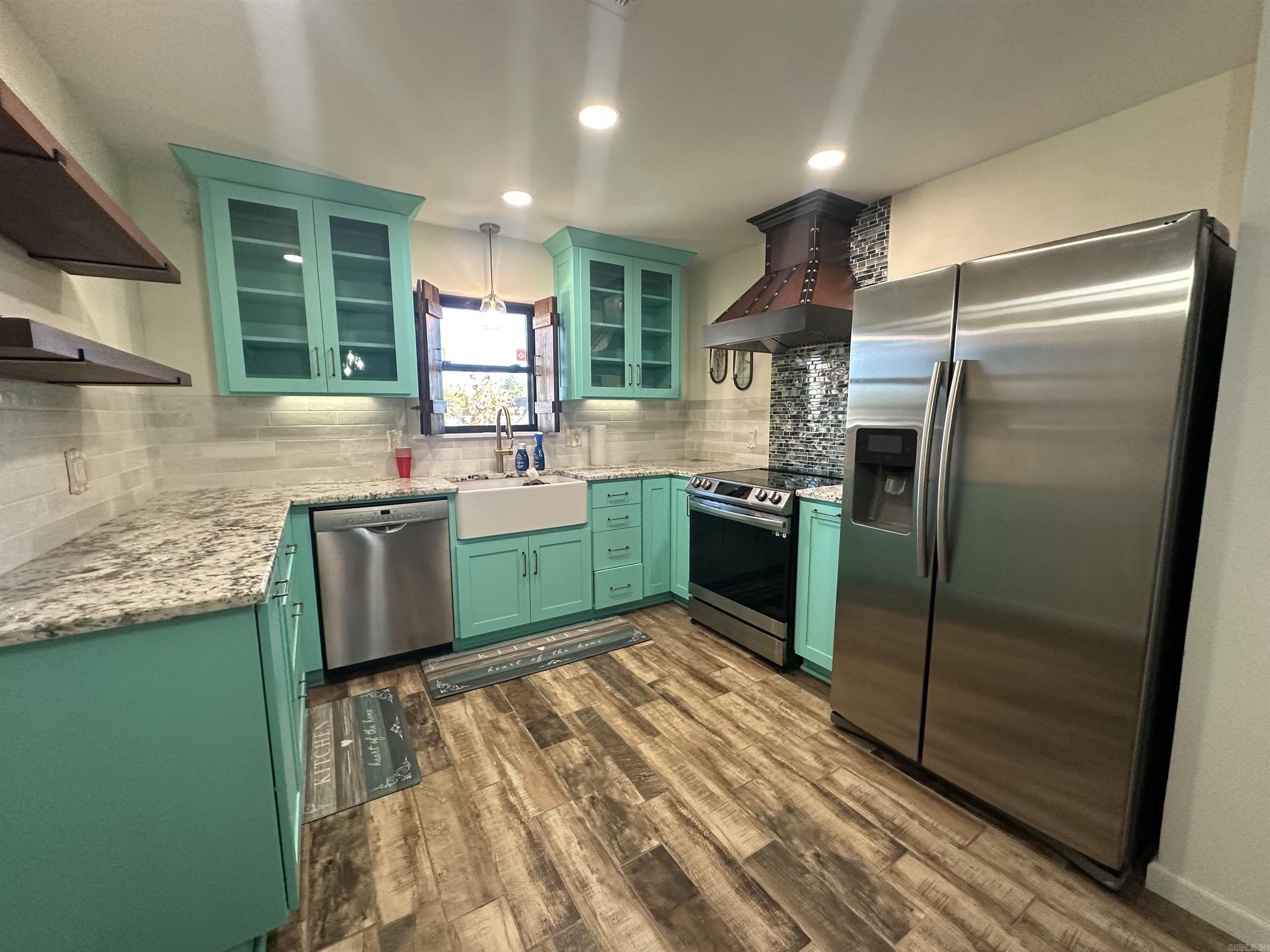 701 N RED Sheridan, AR 72150