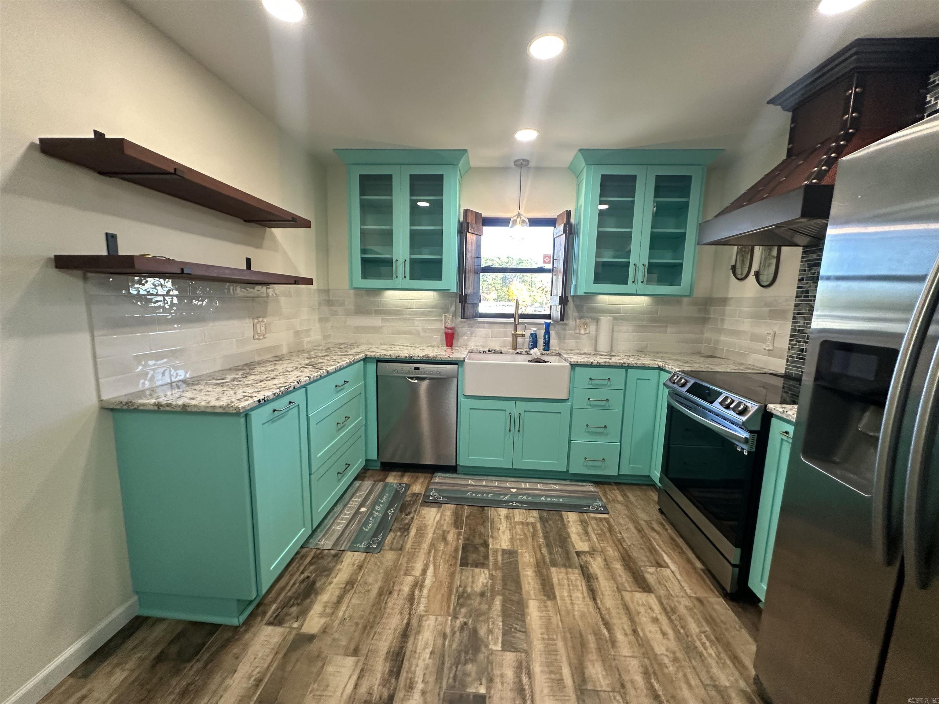 701 N RED Sheridan, AR 72150