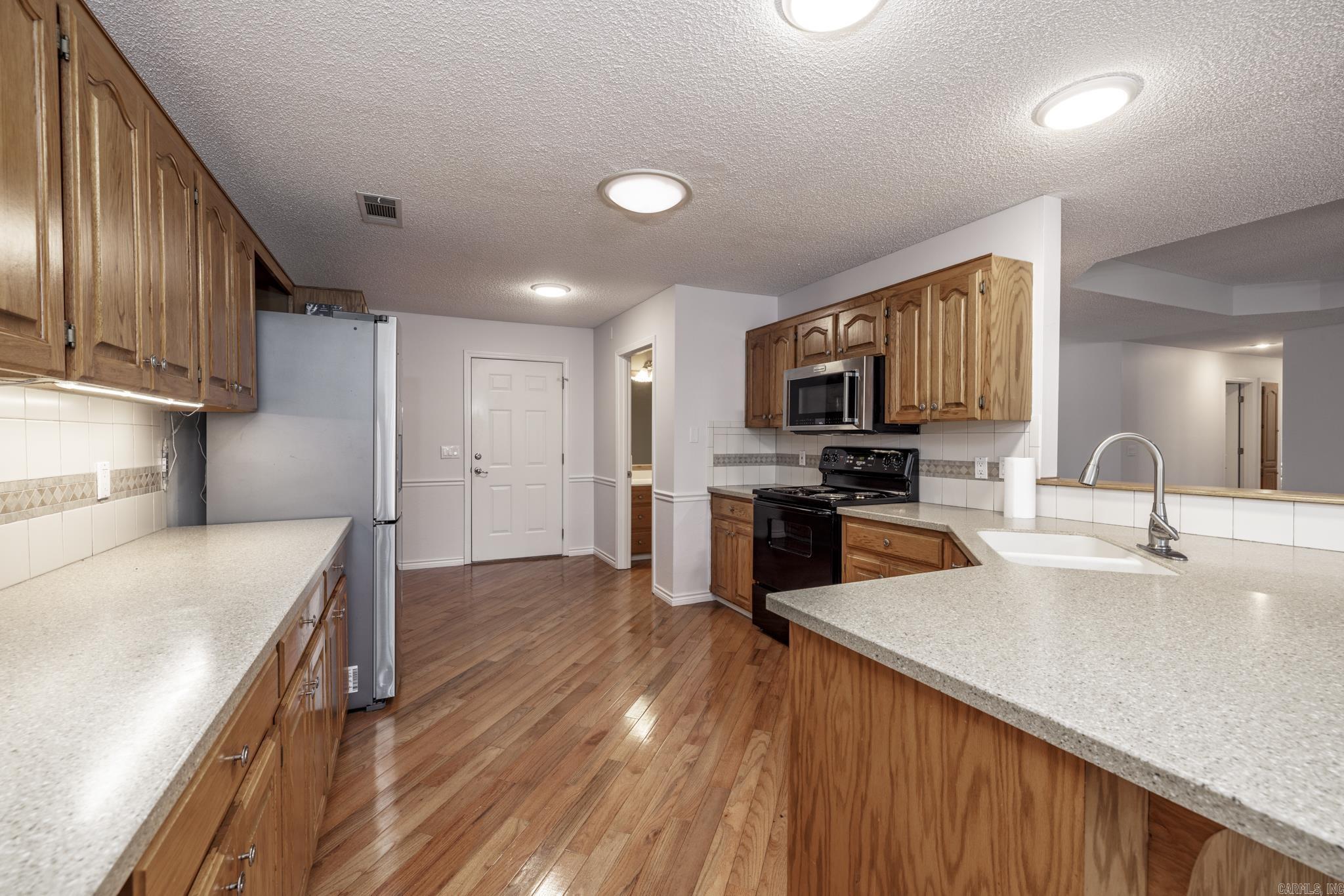 1 Telon  Hot Springs Village, AR