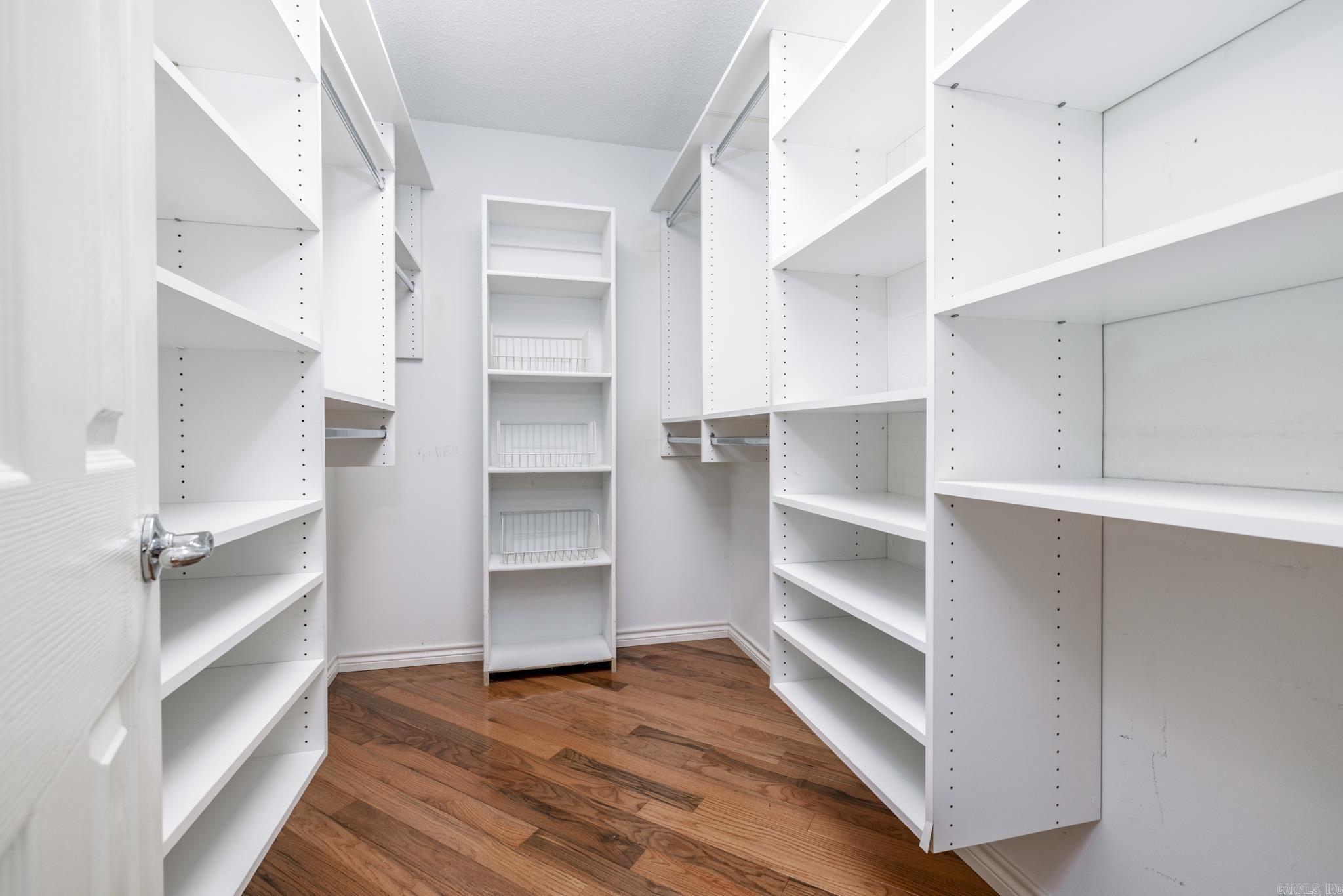 1 Telon  Hot Springs Village, AR