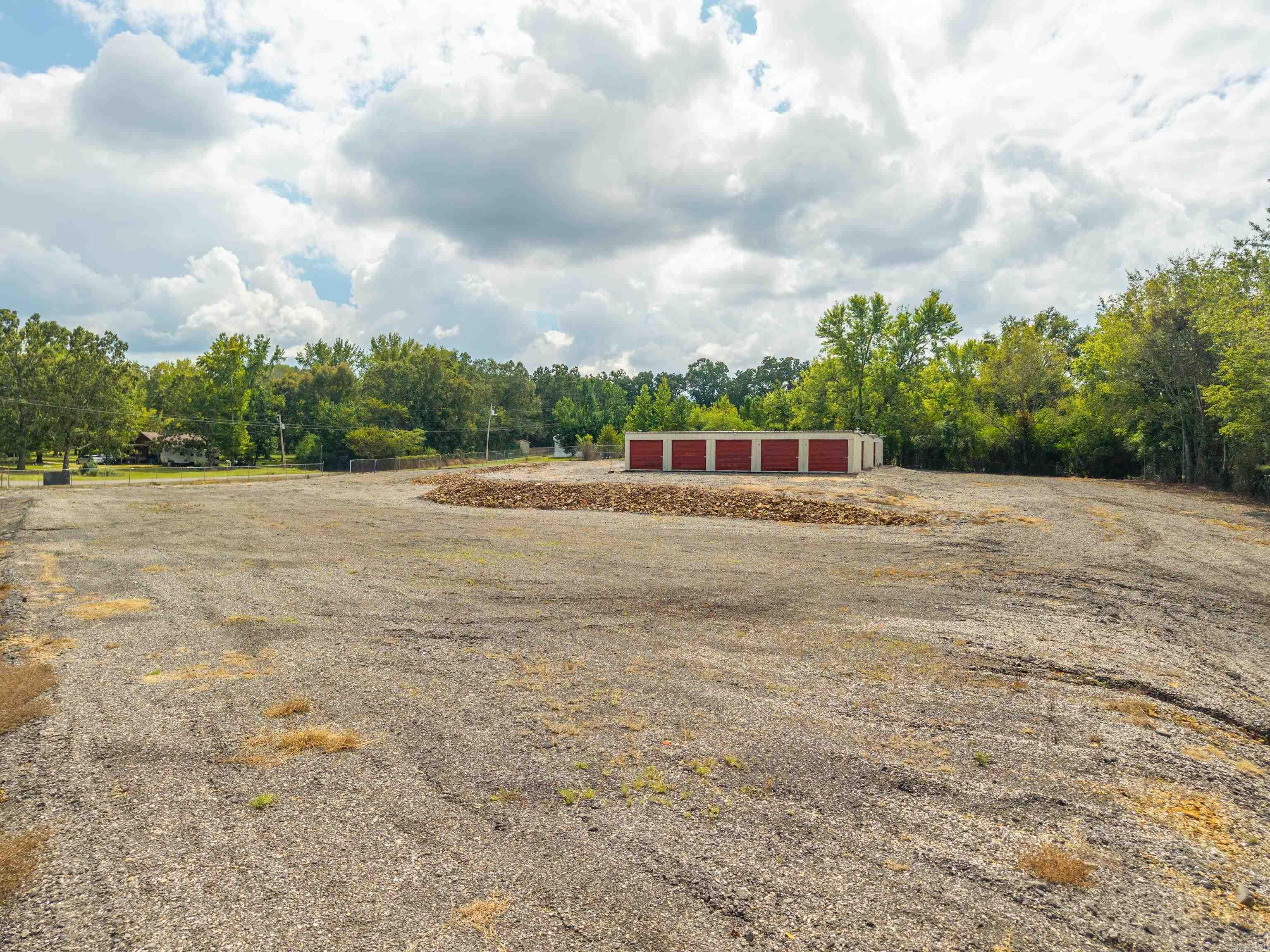 21565 HWY 51  Malvern, AR