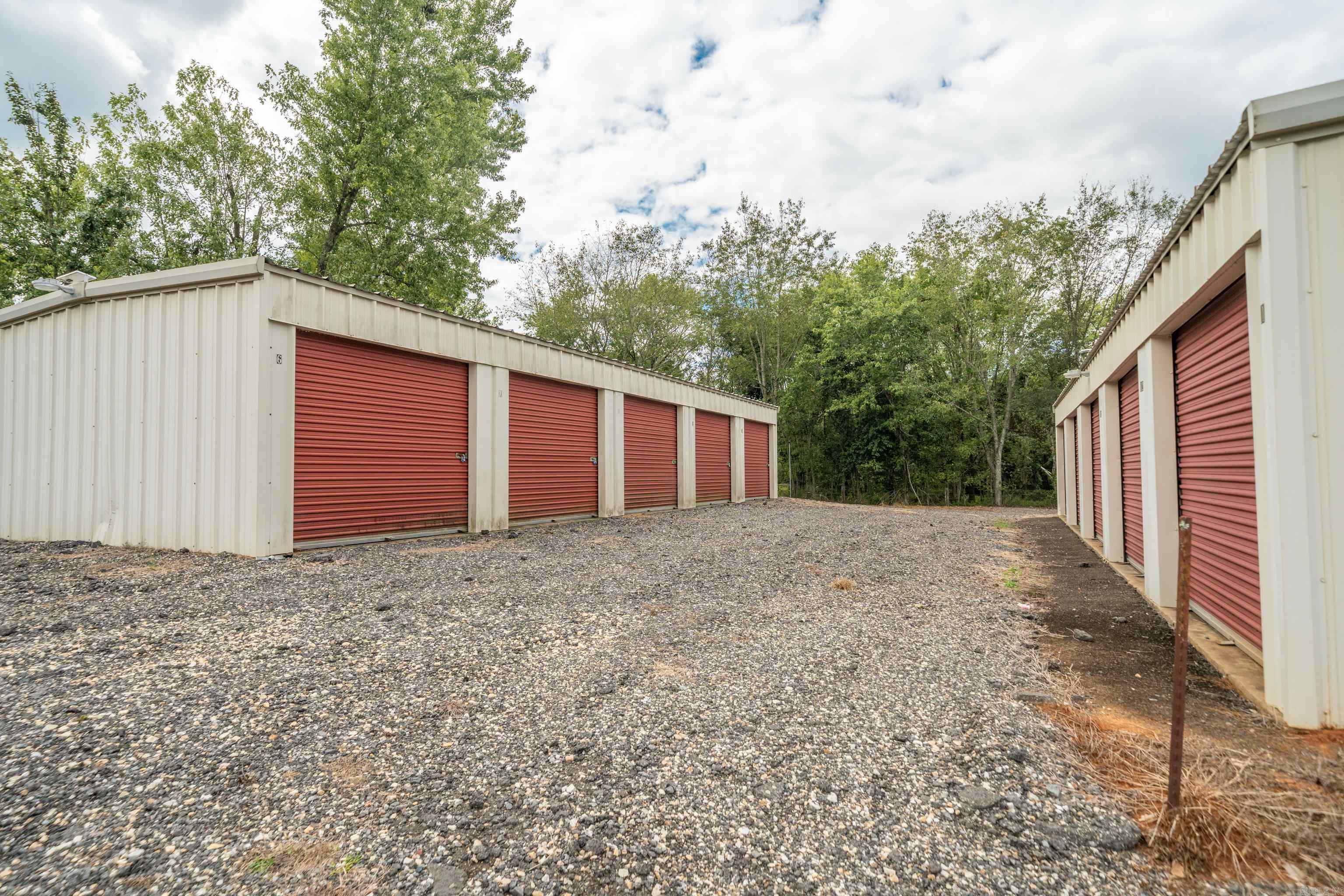 21565 HWY 51  Malvern, AR