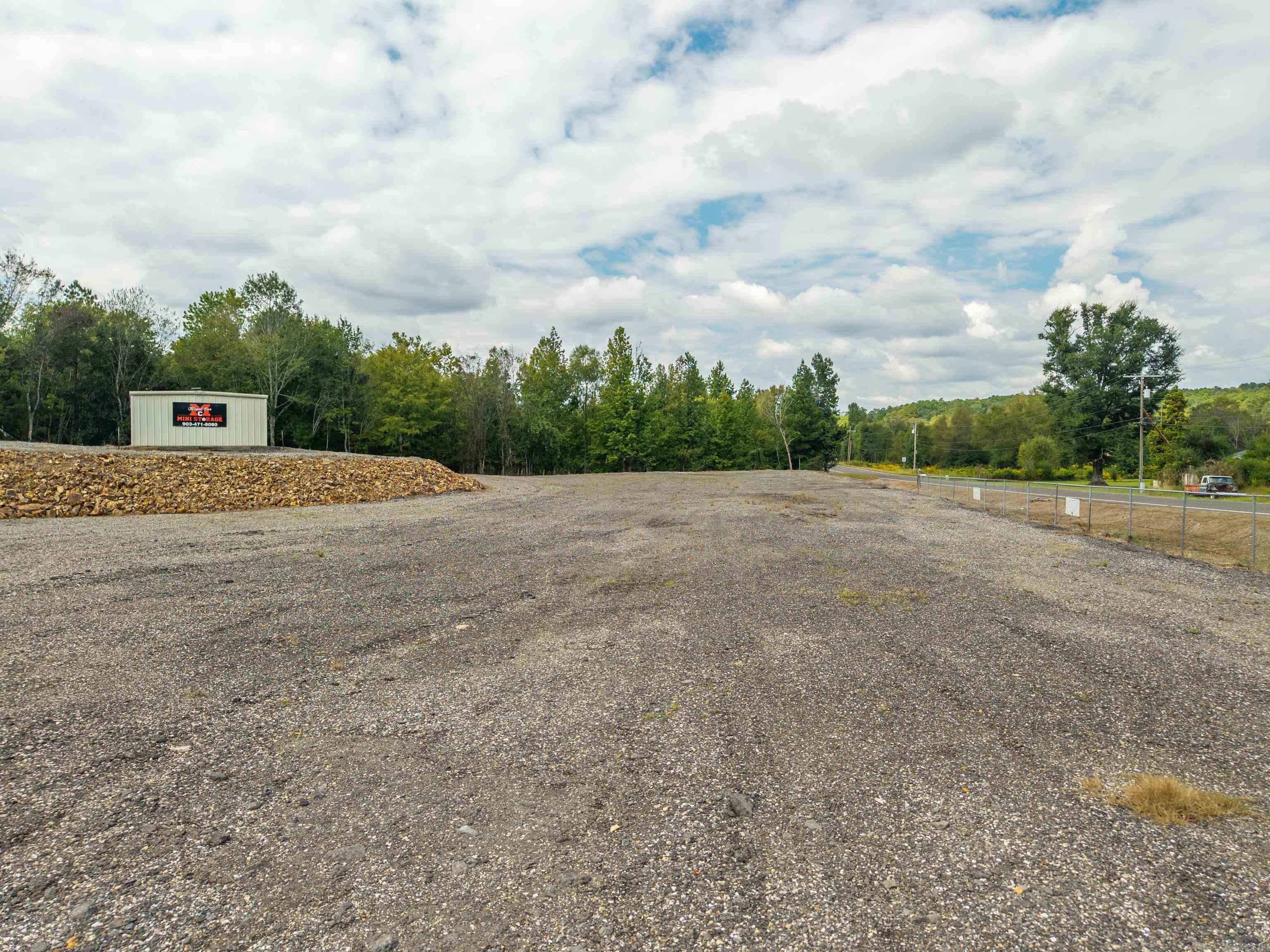 21565 HWY 51  Malvern, AR