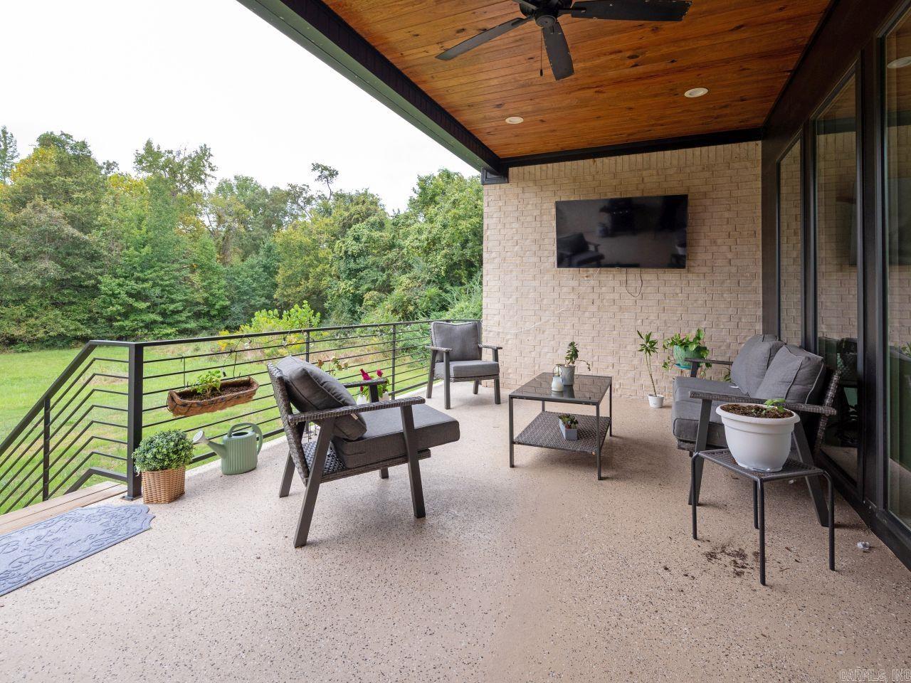 8616 Congo  Benton, AR