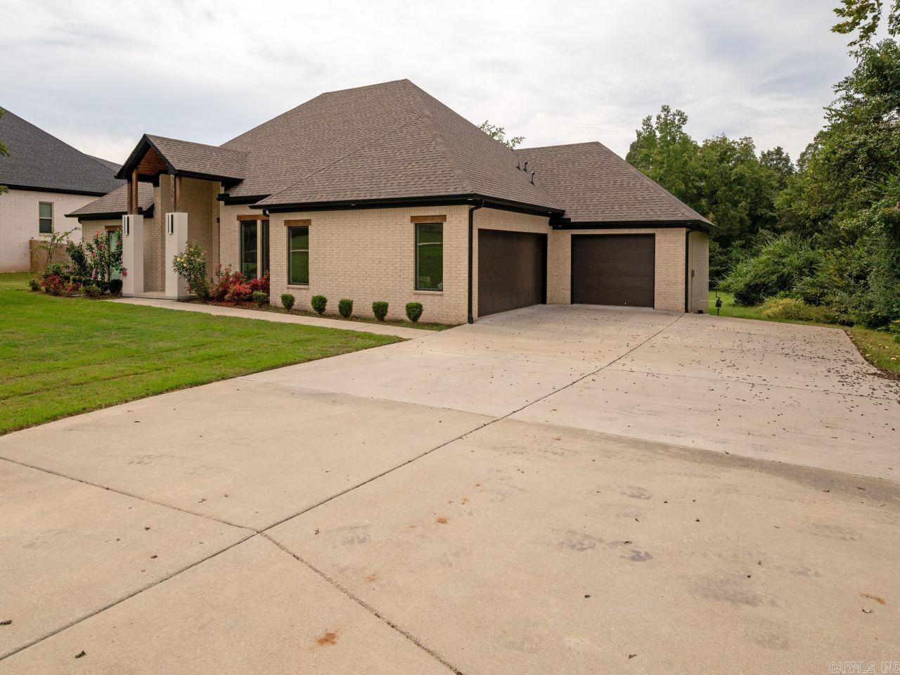 8616 Congo  Benton, AR