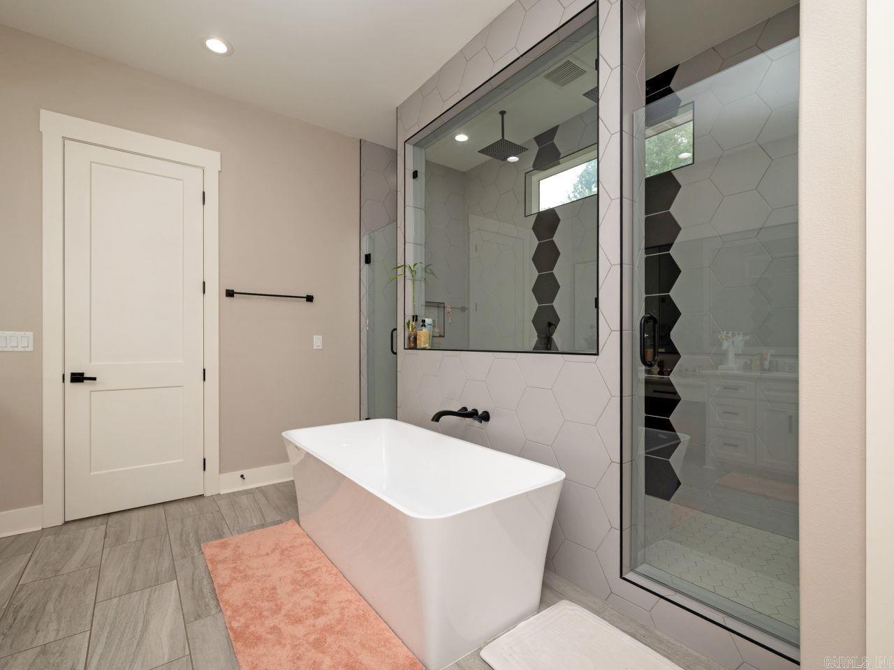 8616 Congo  Benton, AR