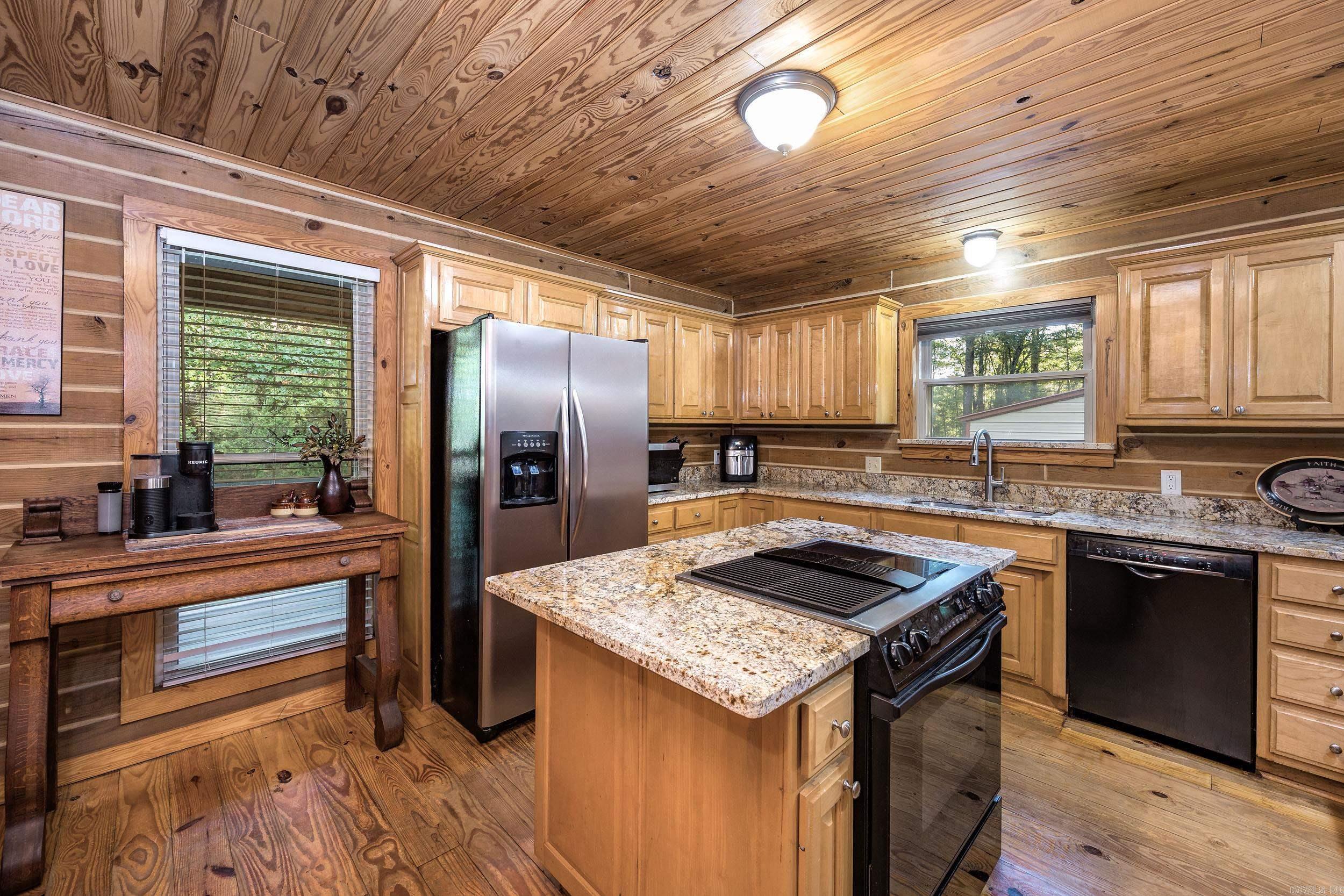 206 Sunset Country Lane Lonoke, AR 72086