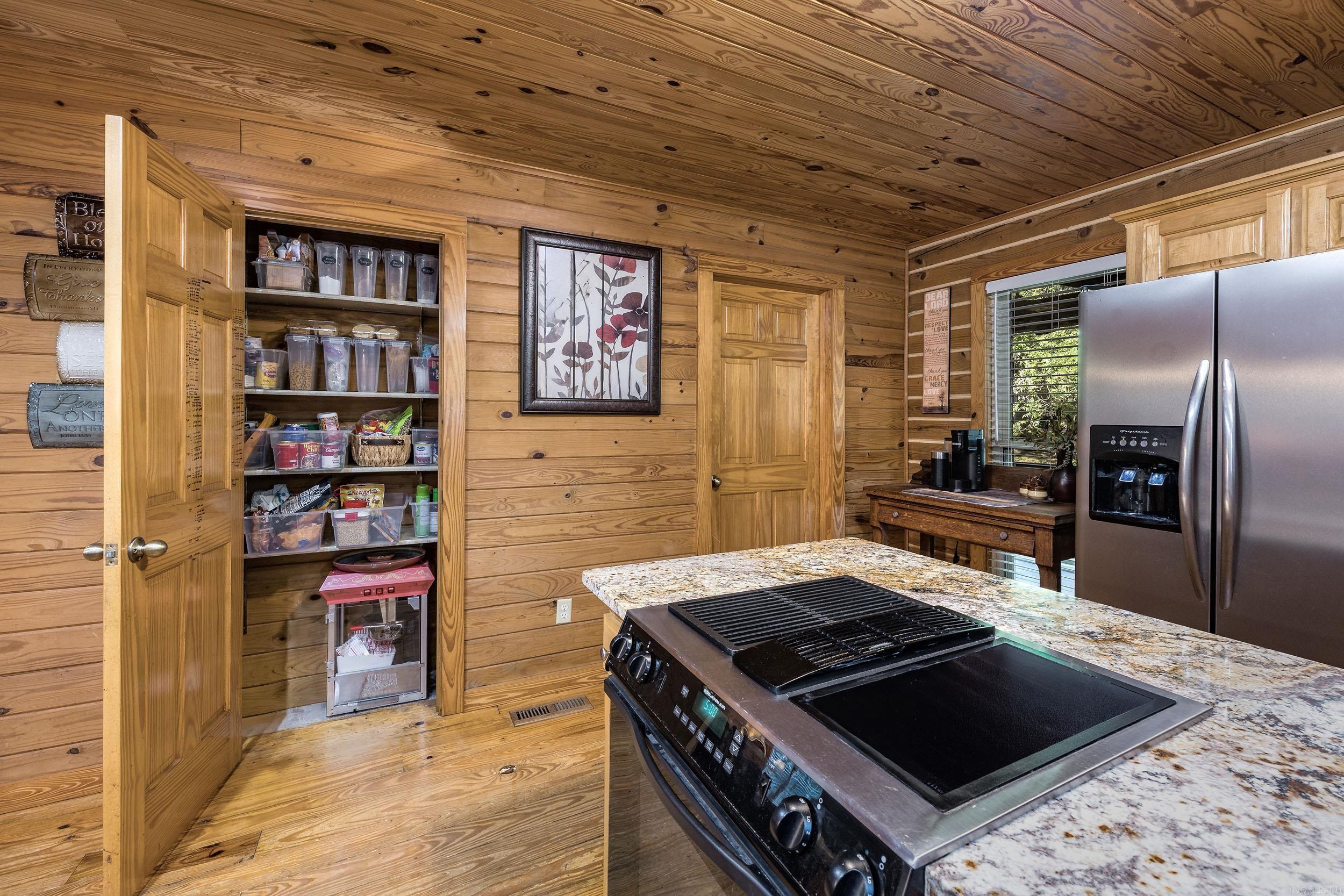 206 Sunset Country Lane Lonoke, AR 72086