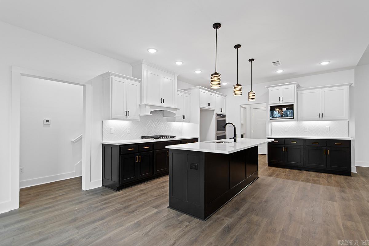 656 Feldspar Drive Sherwood, AR 72120-7528