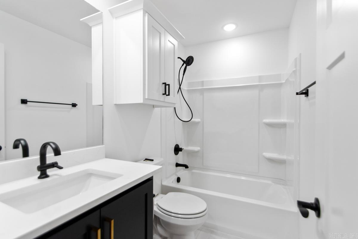 656 Feldspar Drive Sherwood, AR 72120-7528