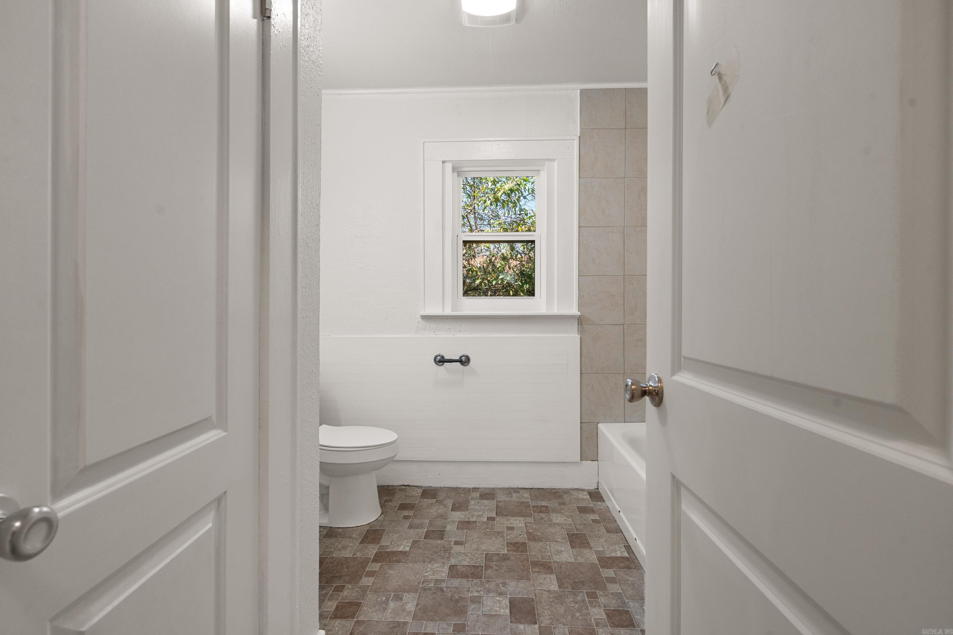 413 Whittington Avenue Hot Springs, AR 71901