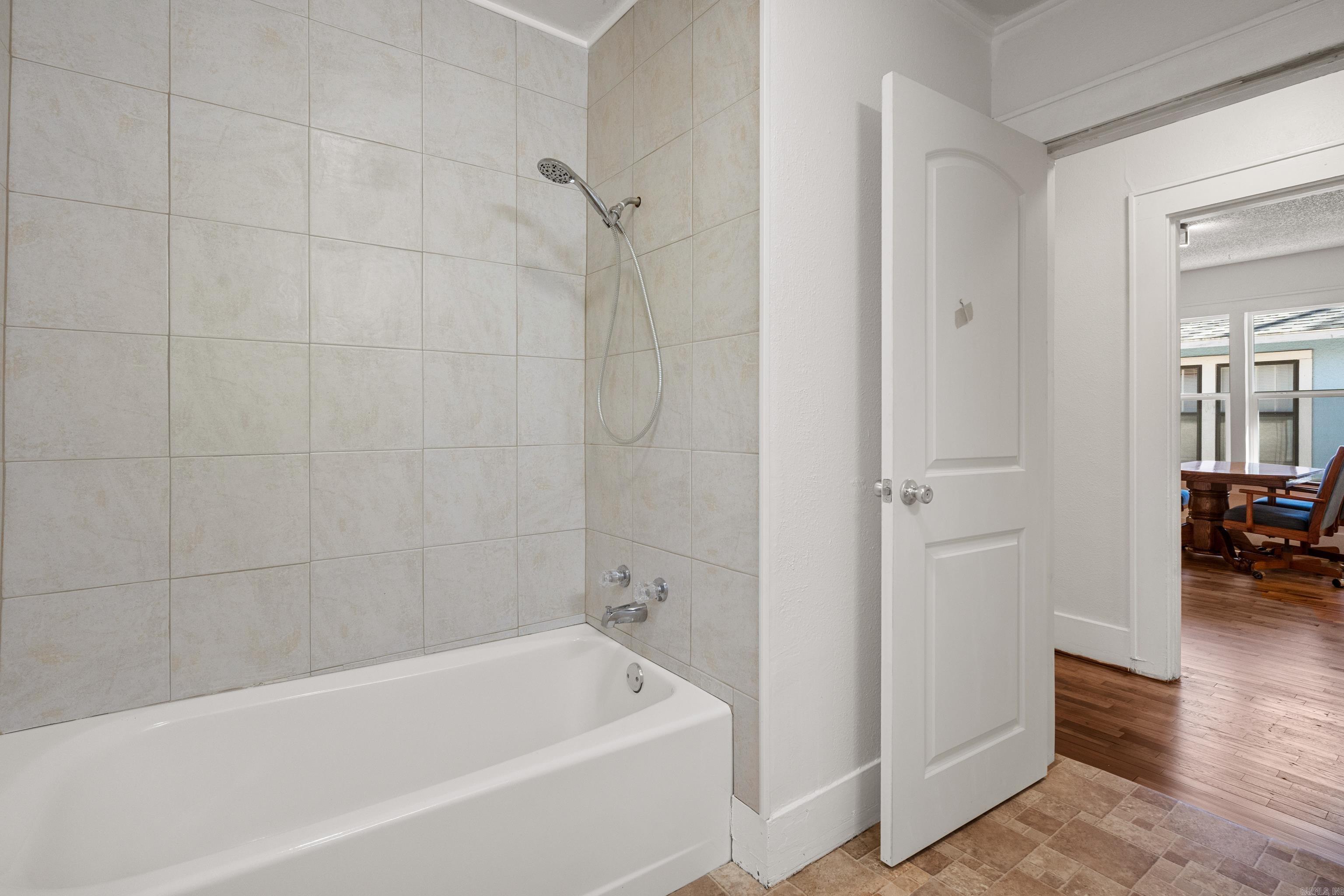 413 Whittington Avenue Hot Springs, AR 71901