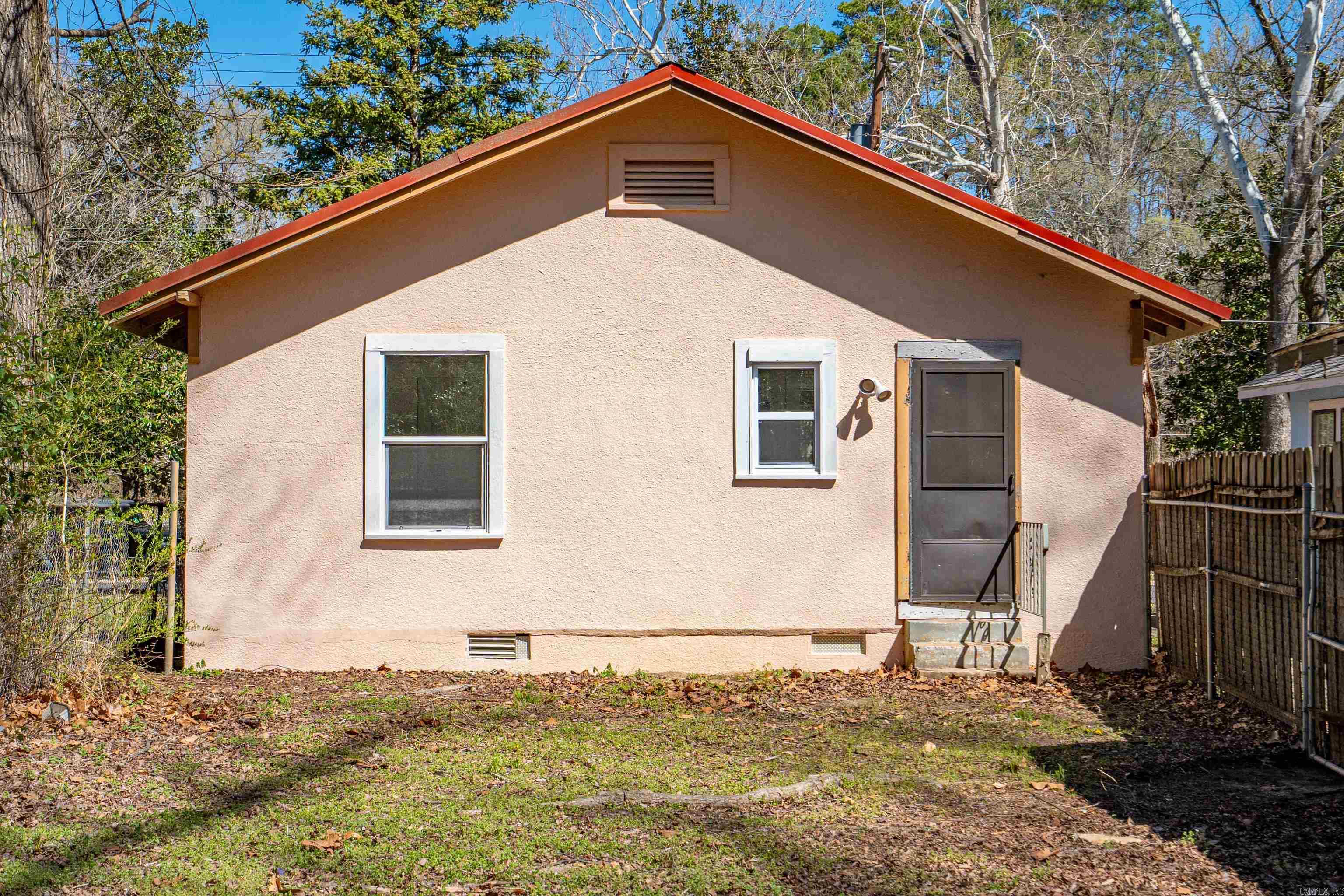 413 Whittington Avenue Hot Springs, AR 71901