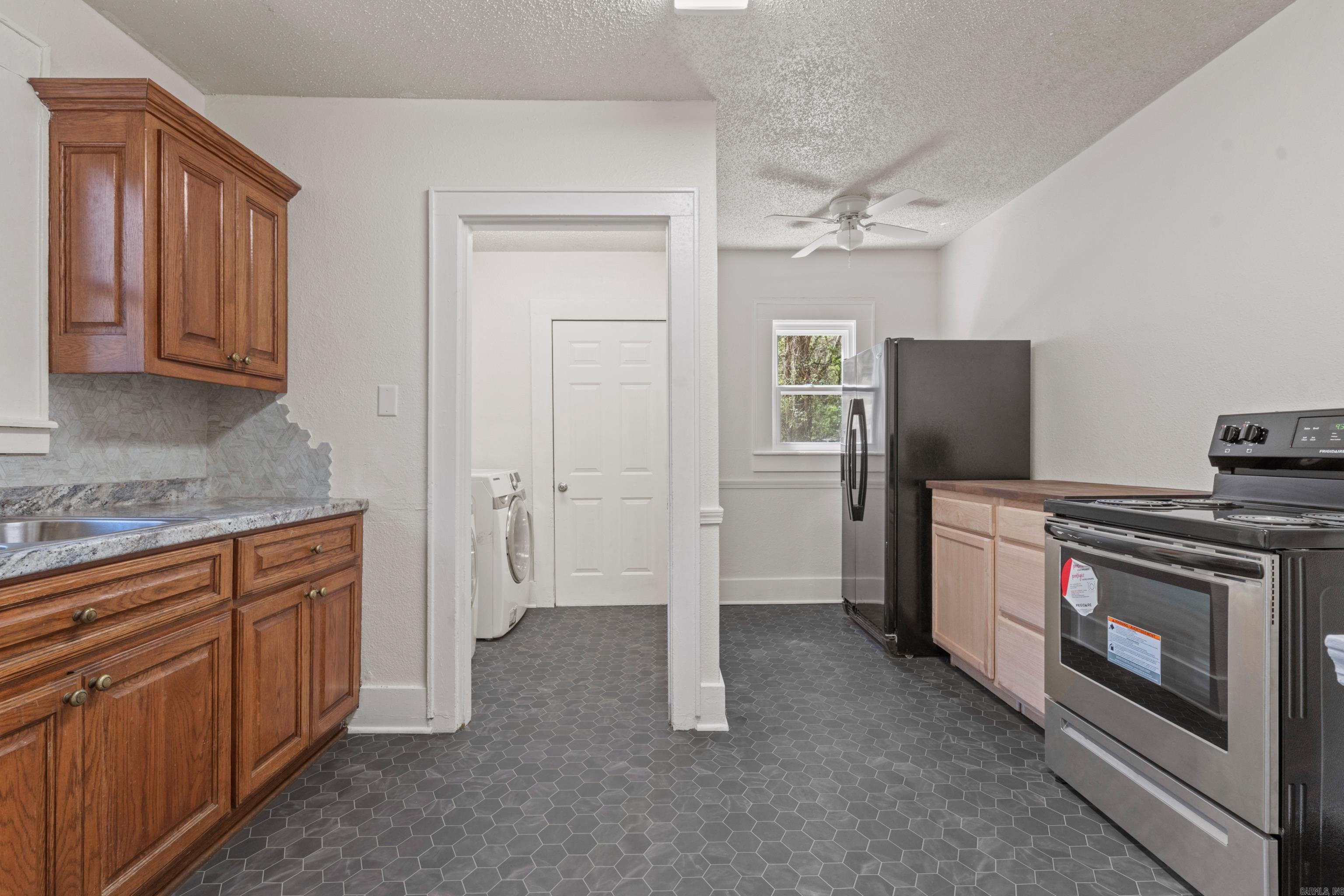 413 Whittington Avenue Hot Springs, AR 71901